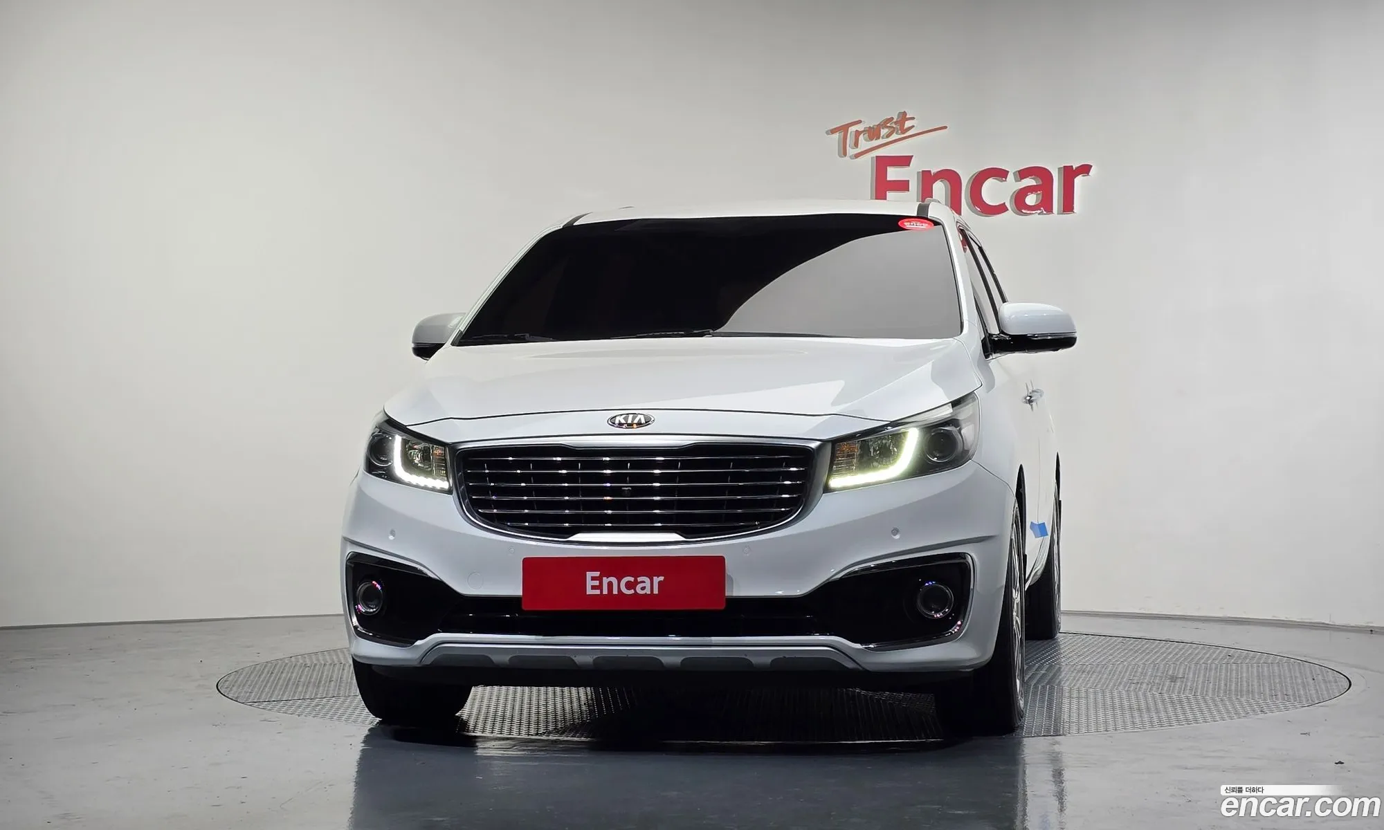 Kia Carnival 2017 — 13