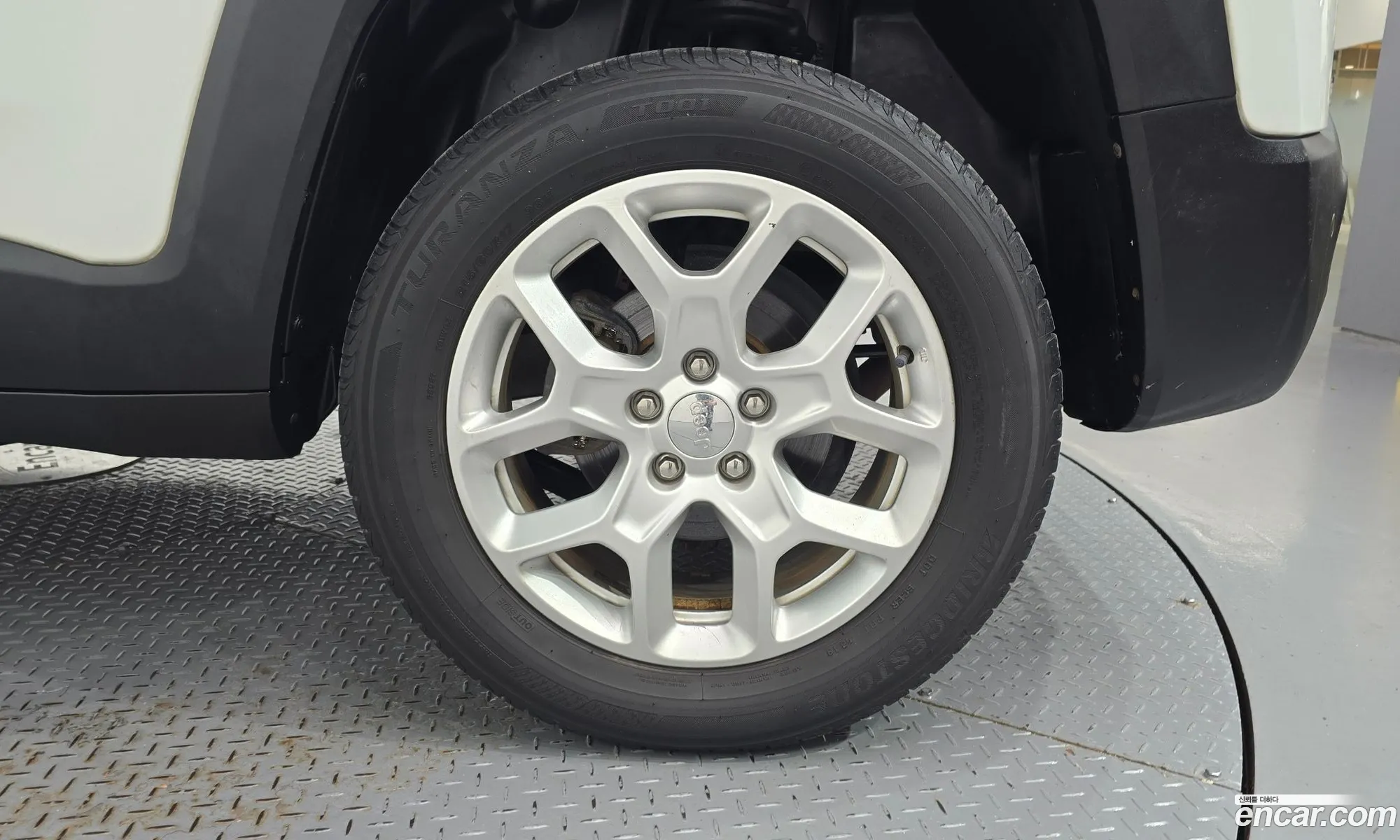 Jeep Renegade 2016 1C4BU0000GPD43942 — 20