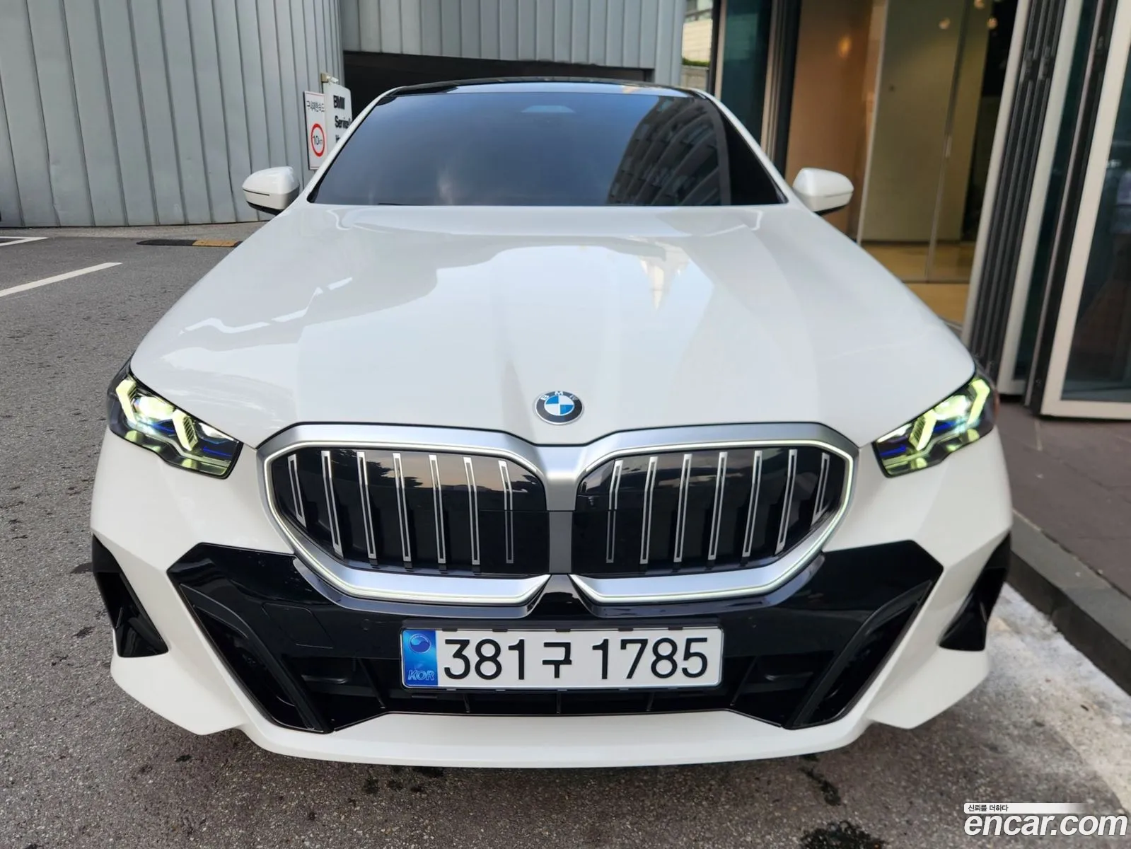 BMW 5 Series 2025 — 14