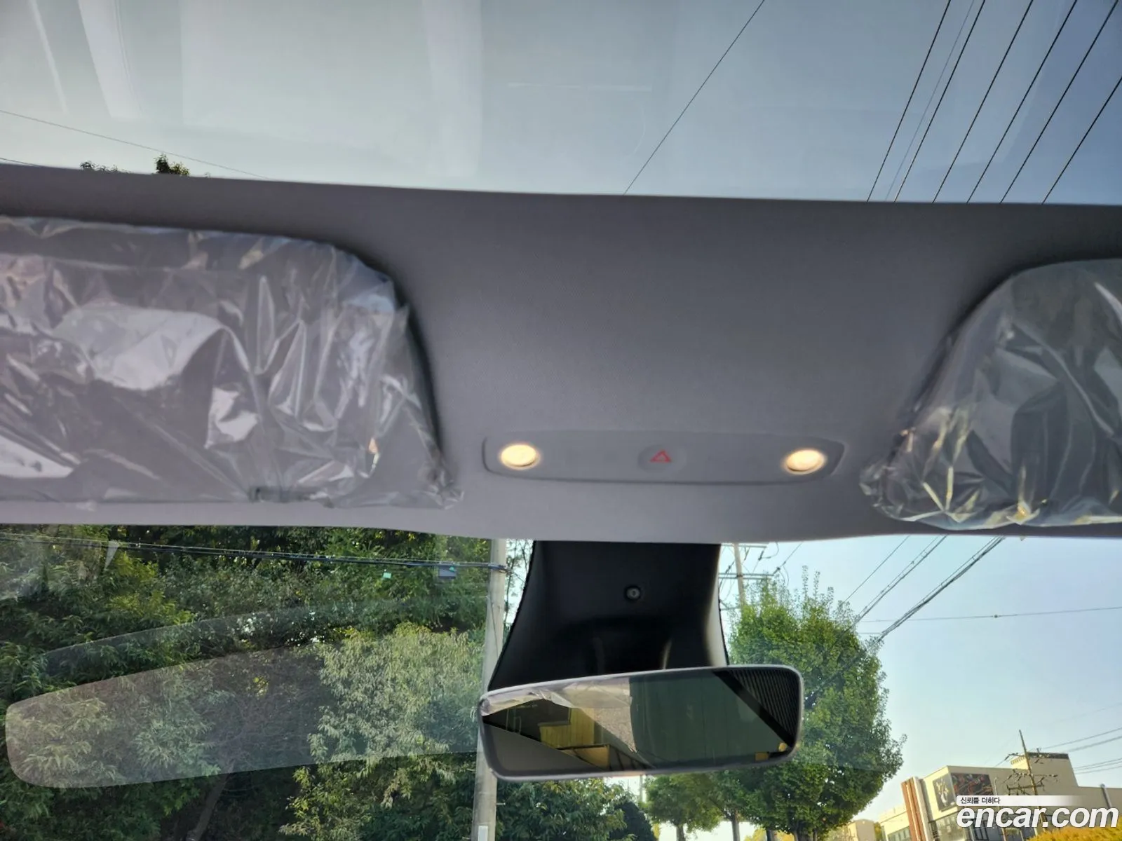 Tesla Model Y 2025 — 5