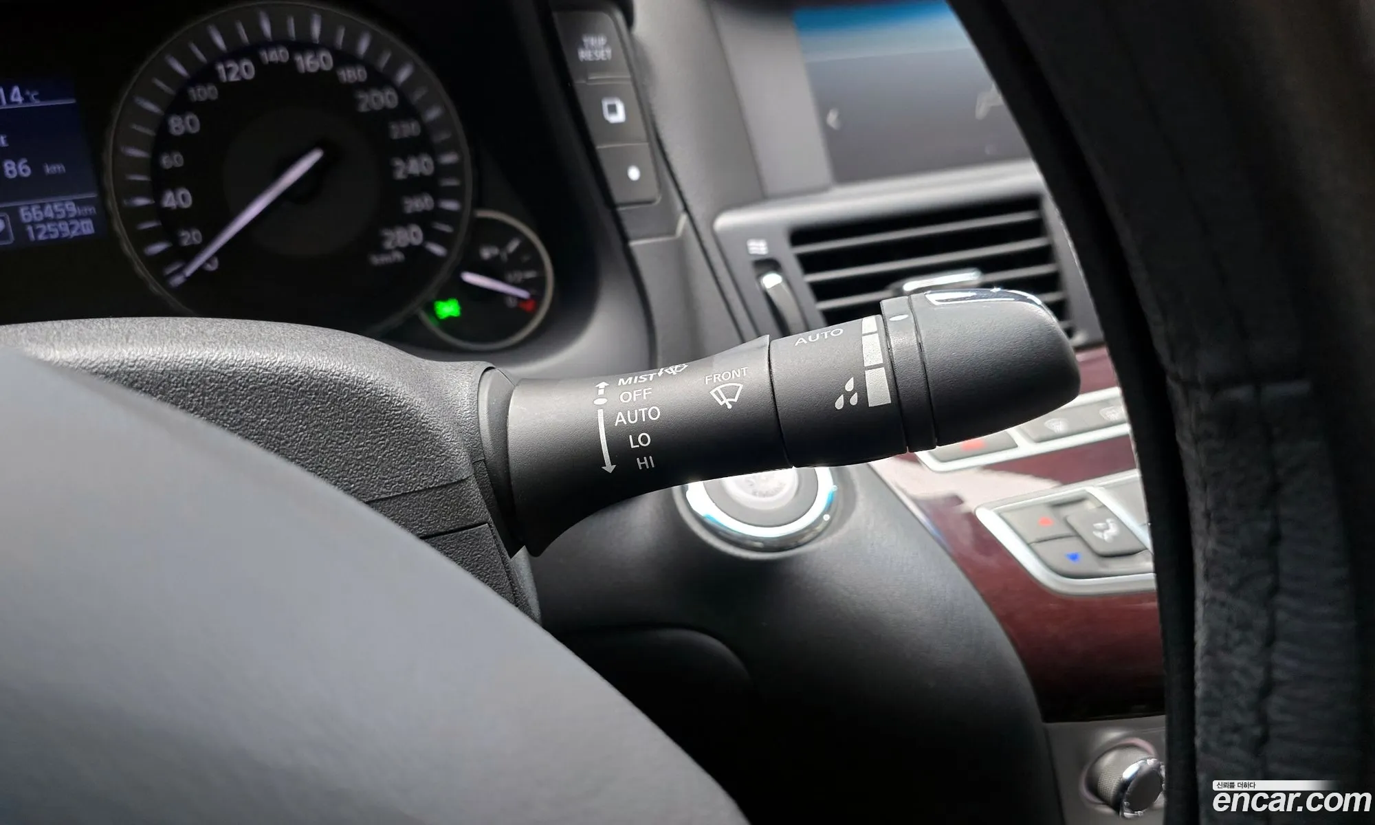 Infiniti Q70 2019 JNKBY11F0KM260001 — 4