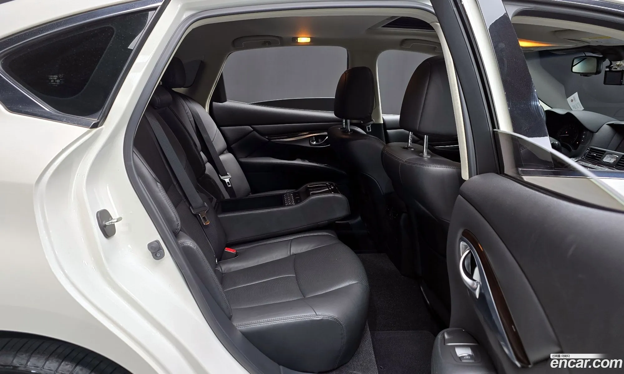 Infiniti Q70 2019 JNKBY11F0KM260001 — 6