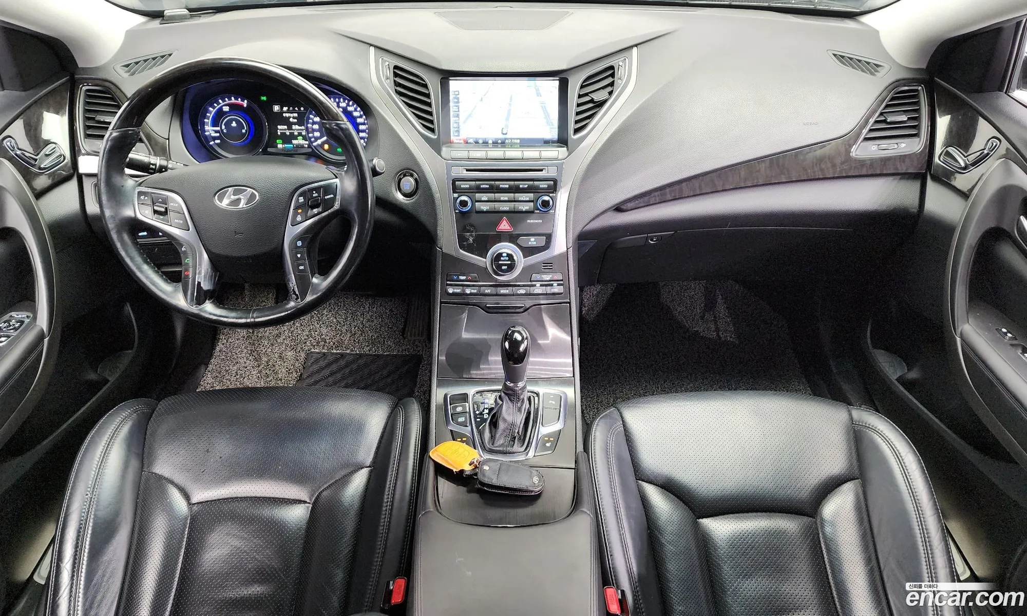 Hyundai Grandeur HG Hybrid 2015 — 18