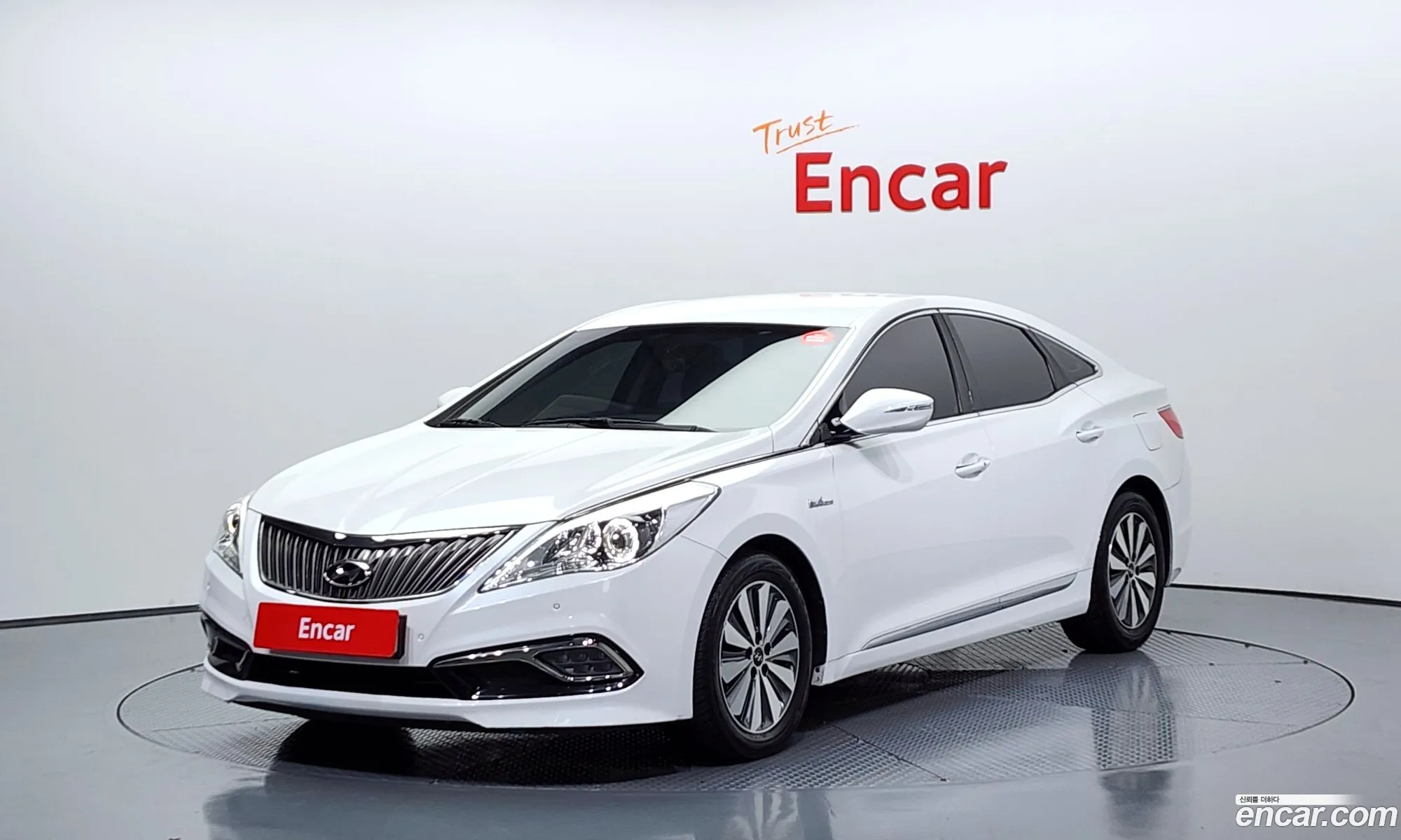 Hyundai Grandeur HG Hybrid 2015 — 3