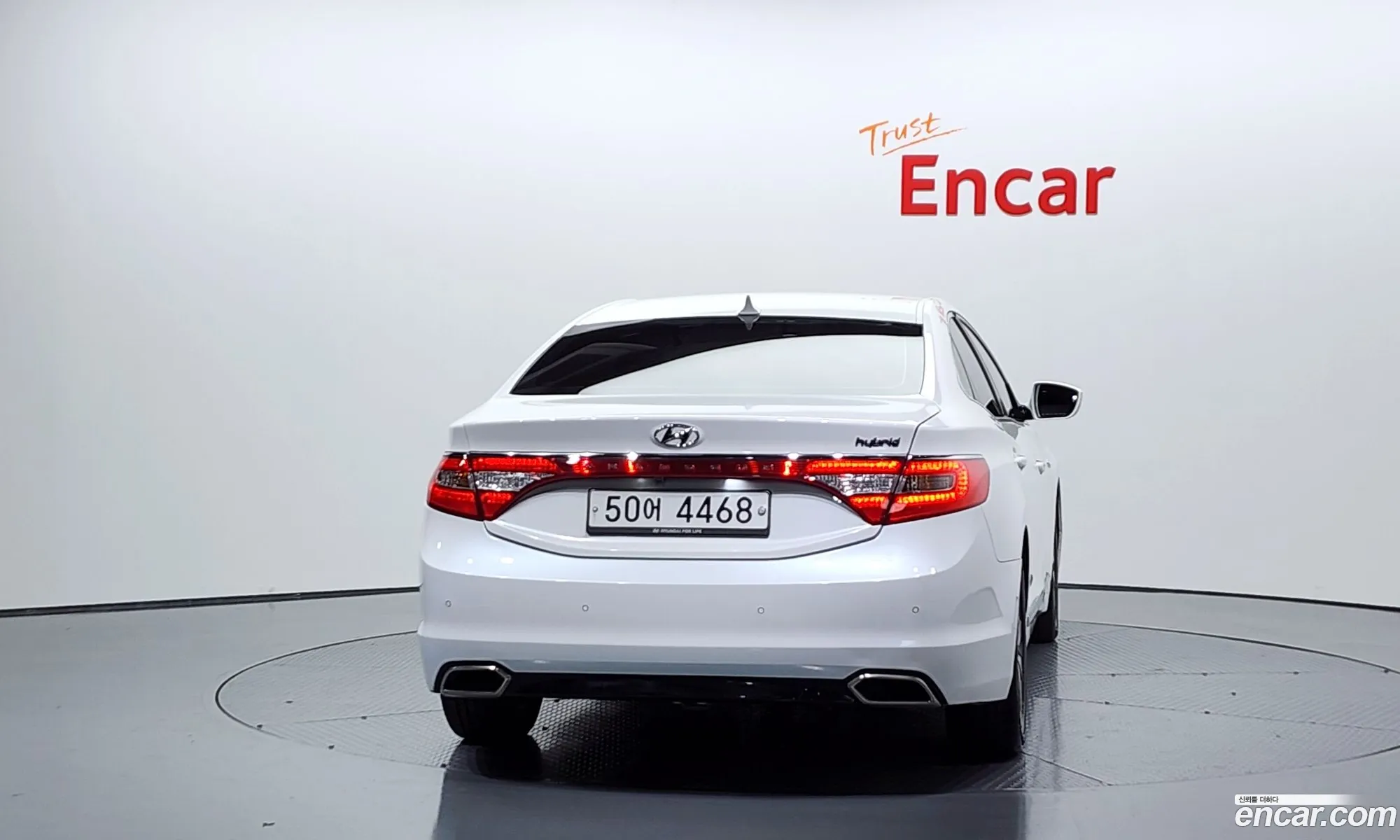 Hyundai Grandeur HG Hybrid 2015 — 14