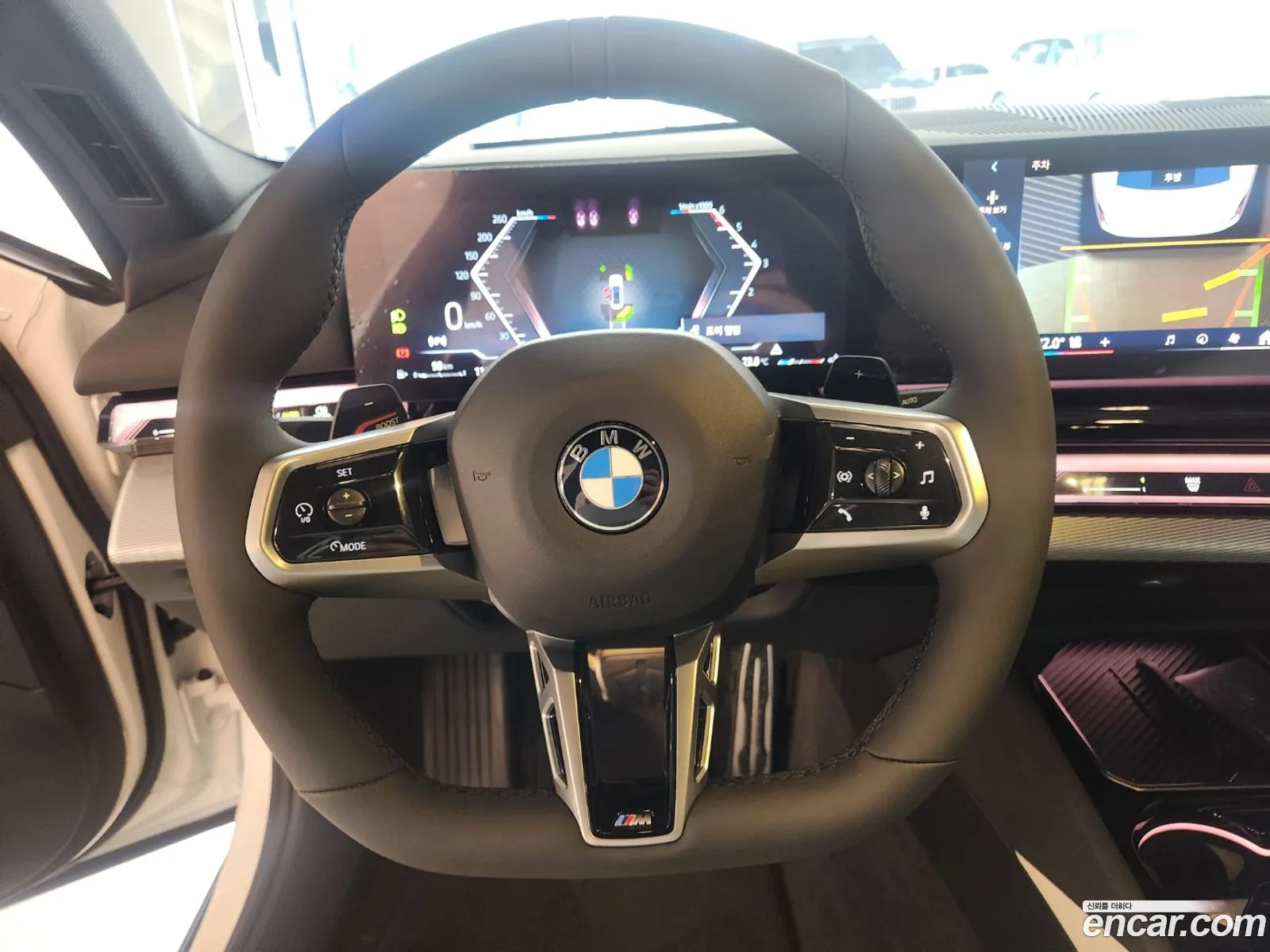 BMW 5 Series 2025 — 13