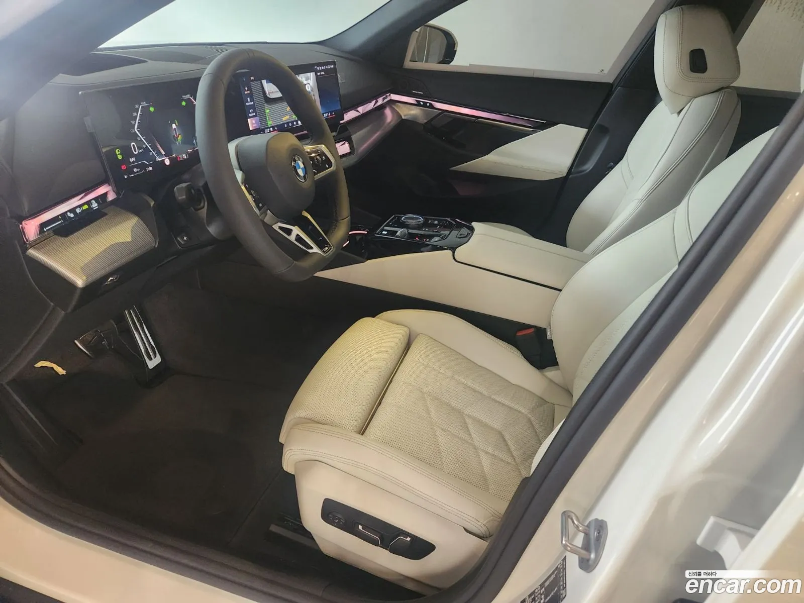BMW 5 Series 2025 — 19