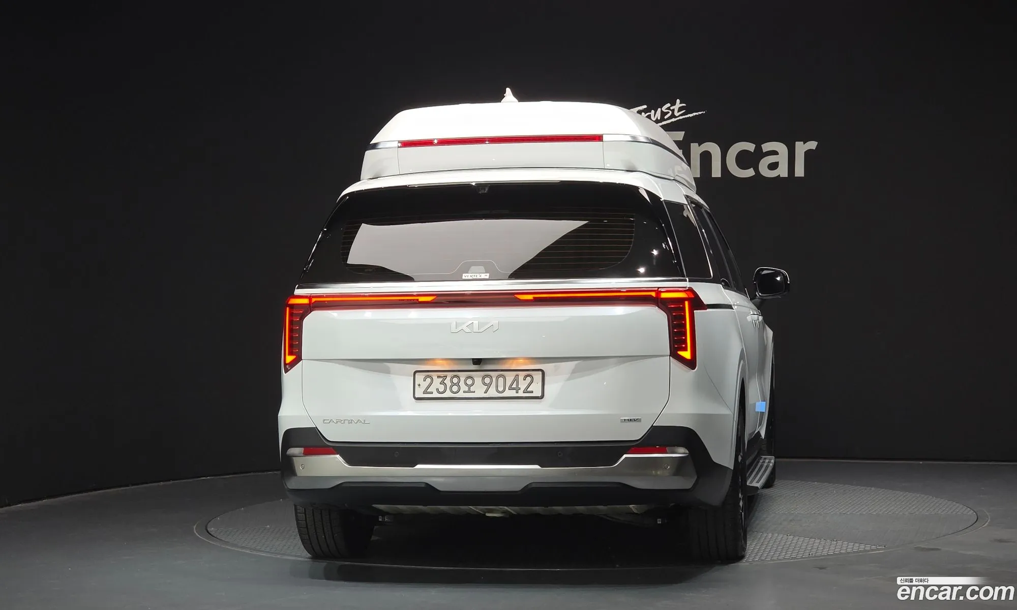 Kia Carnival 2024 — 7