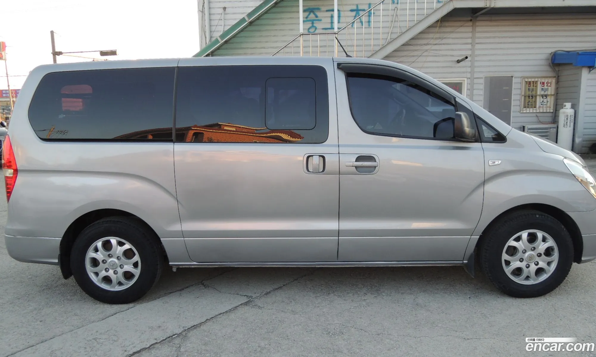 Hyundai Grand Starex 2012 — 3