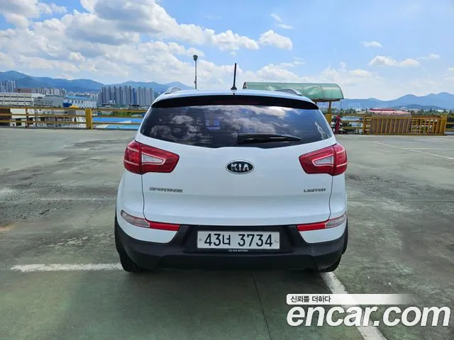 Kia Sportage R 2011 — 2