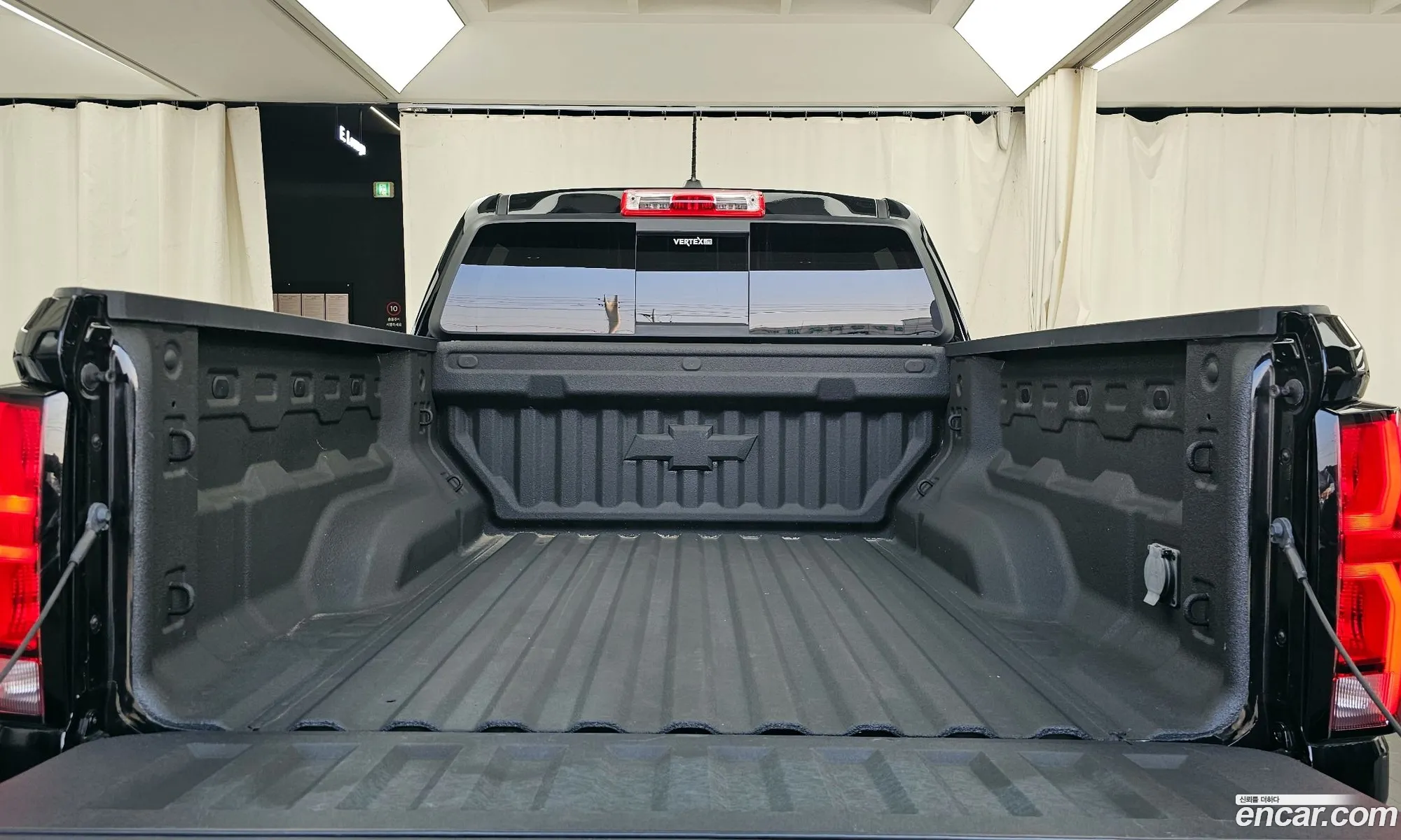 Chevrolet (GM Daewoo) Colorado 2024 — 16