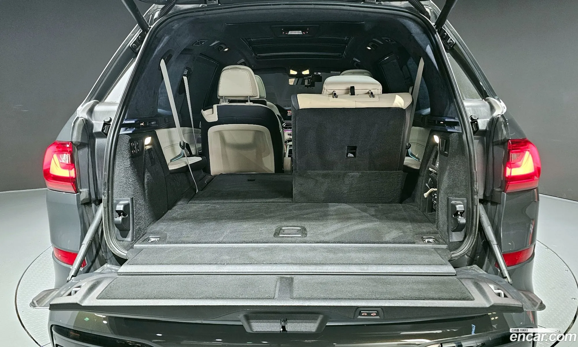 BMW X7 2022 WBACW2104N9M77892 — 16
