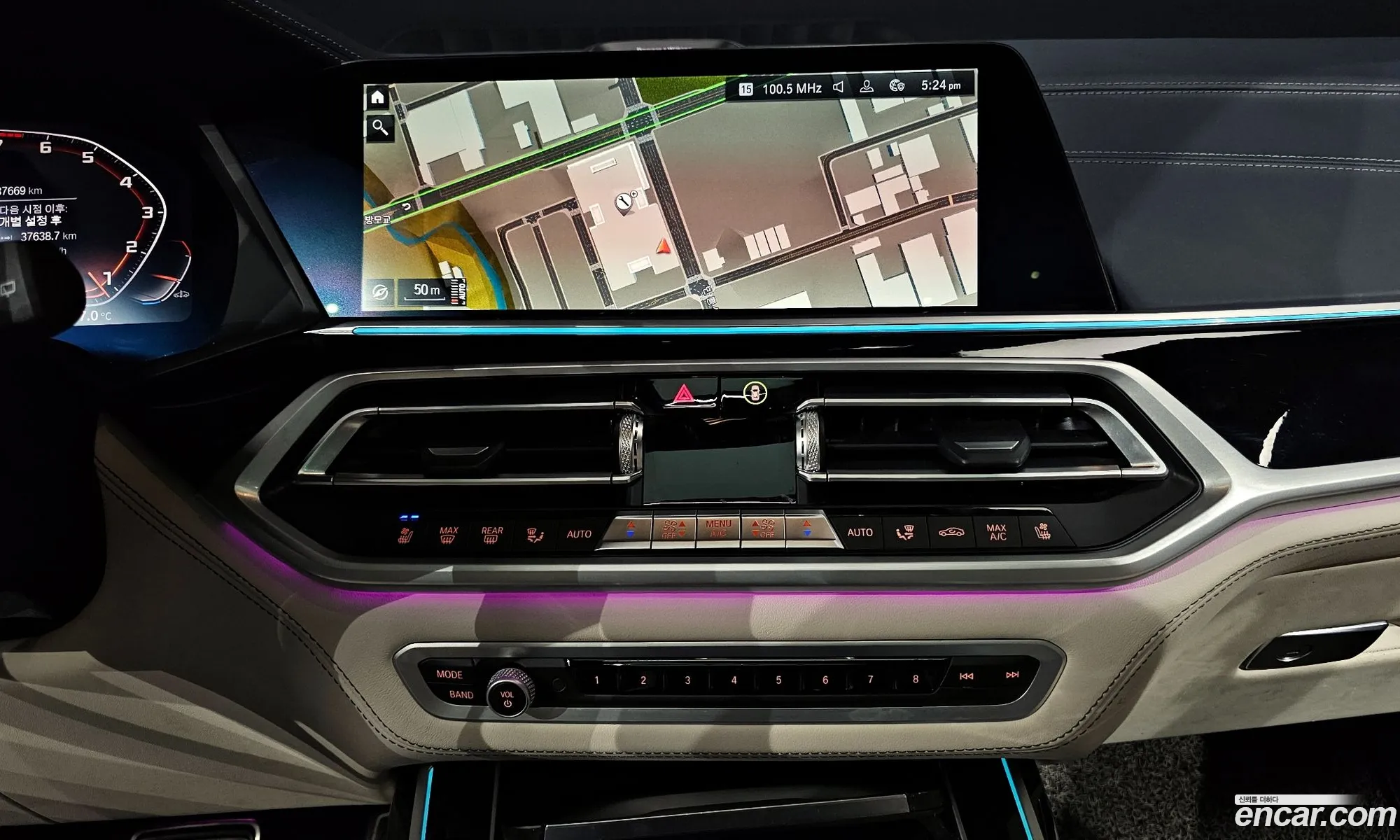BMW X7 2022 WBACW2104N9M77892 — 12