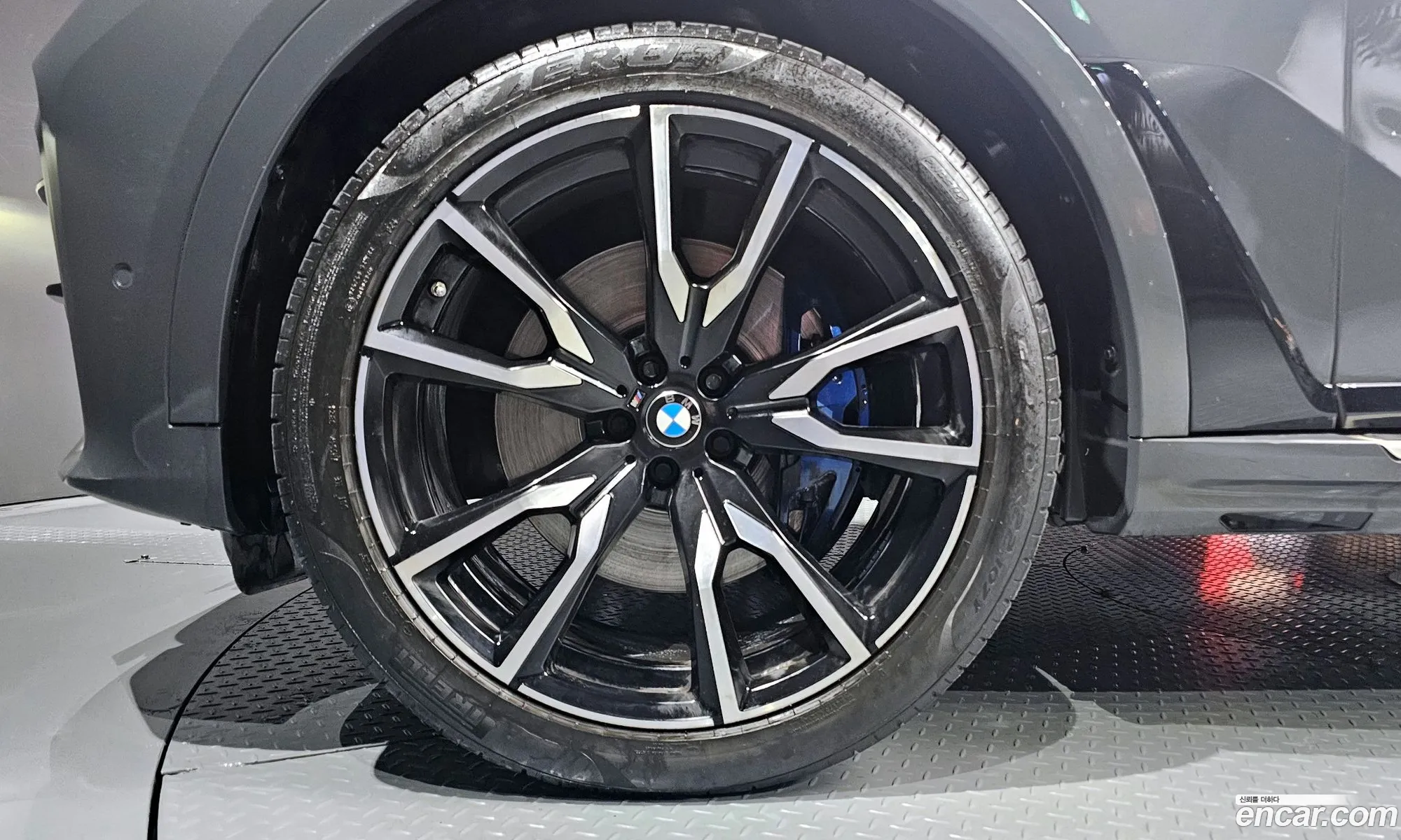 BMW X7 2022 WBACW2104N9M77892 — 18