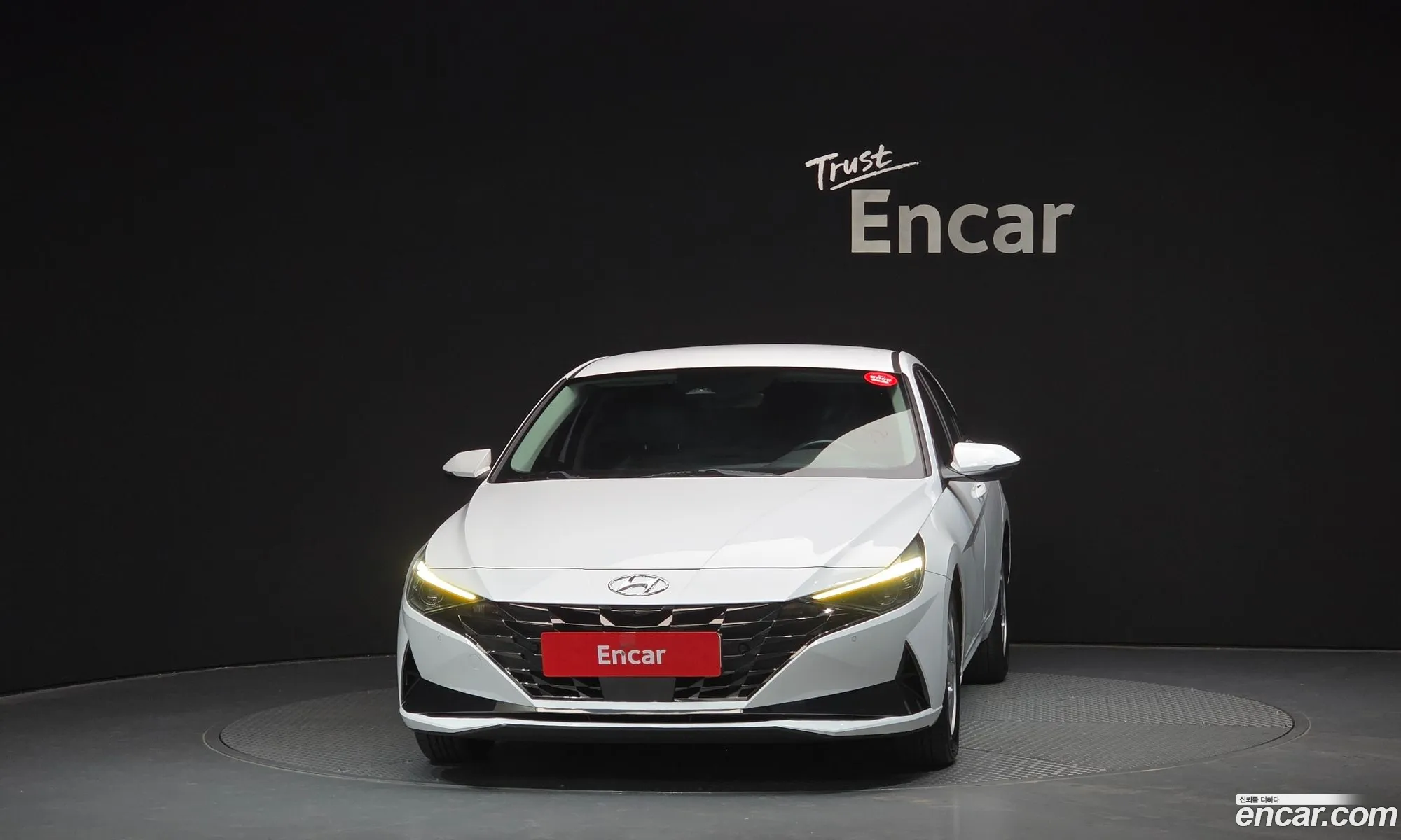 Hyundai Elantra 2021 — 19