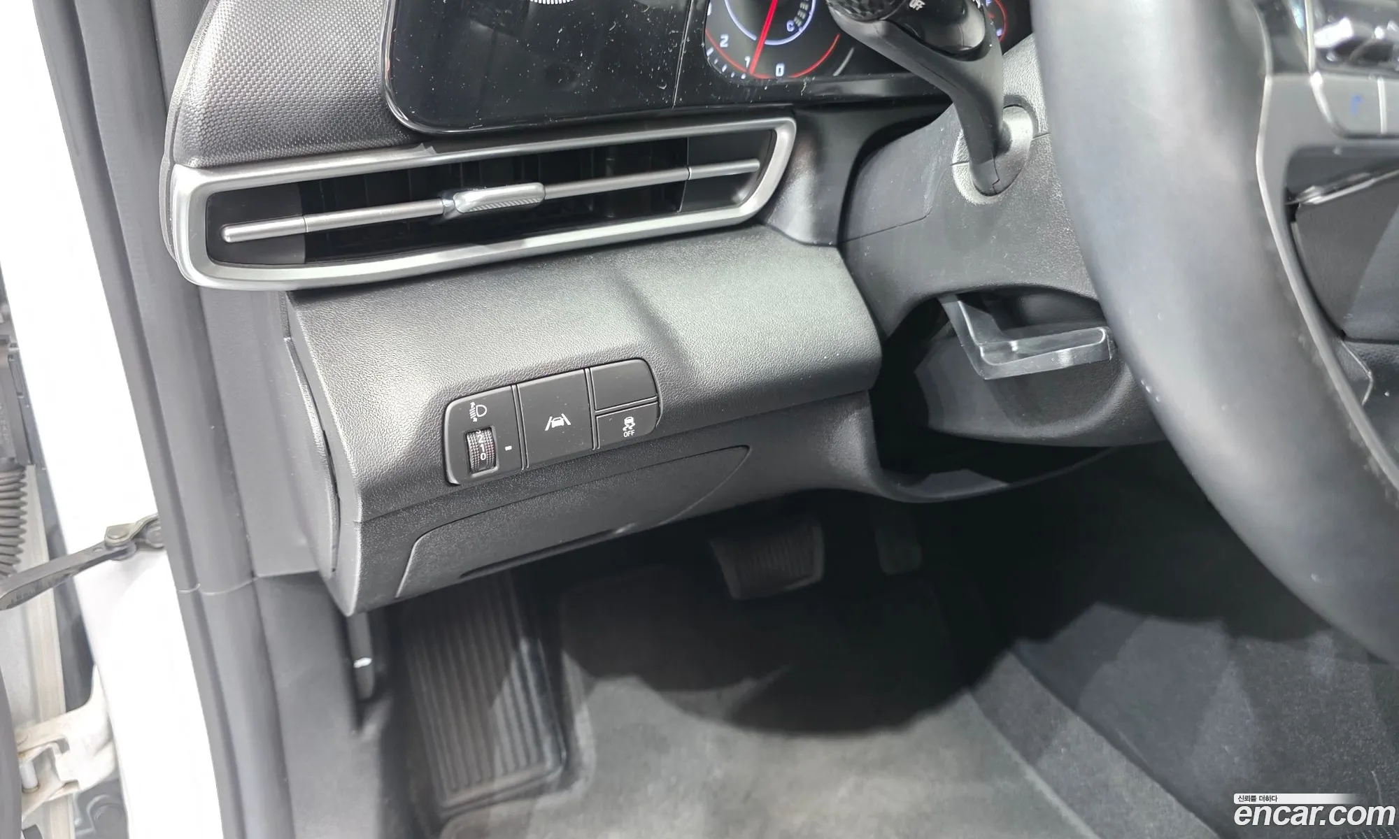Hyundai Elantra 2021 — 20