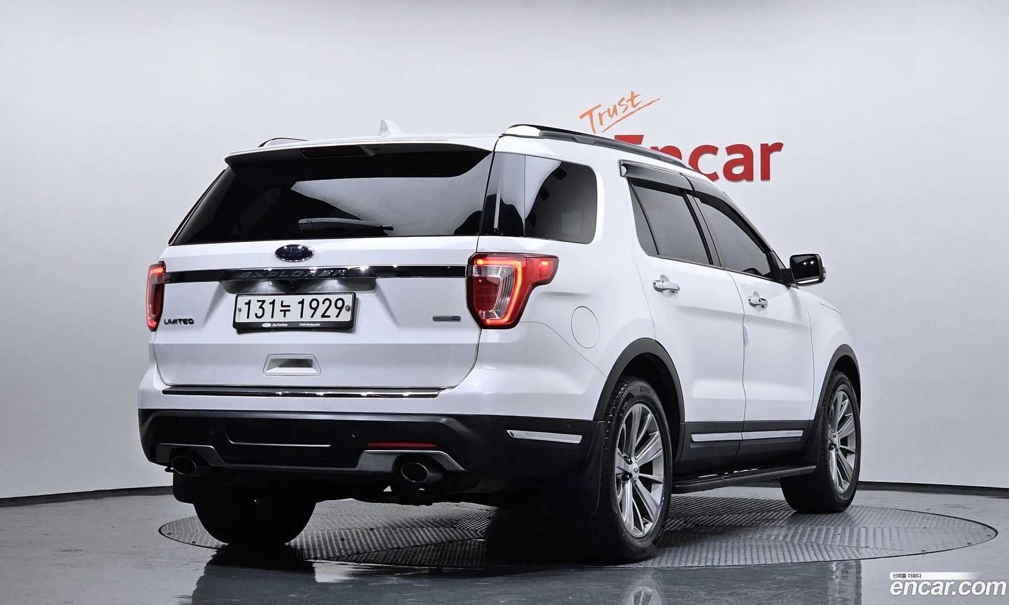 Ford Explorer 2018 1FM5K8FH7JGA47252 — 3