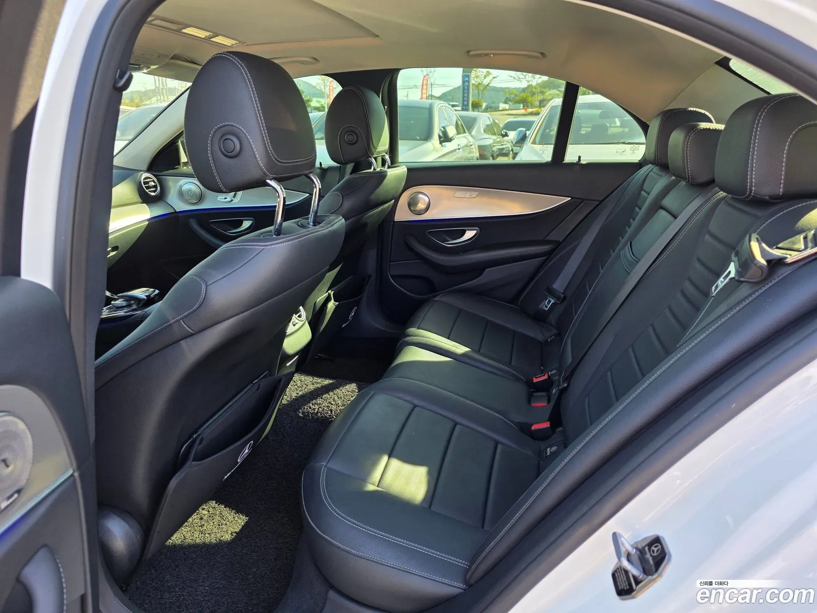Mercedes-Benz E-Class W213 2018 — 15