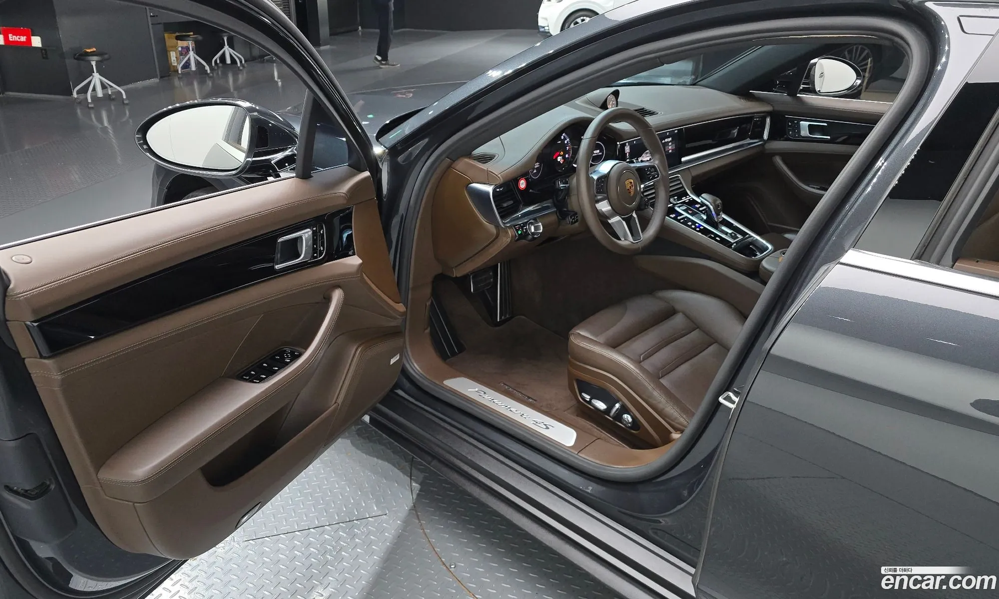 Porsche Panamera 2017 WP0AB2973JL132194 — 17