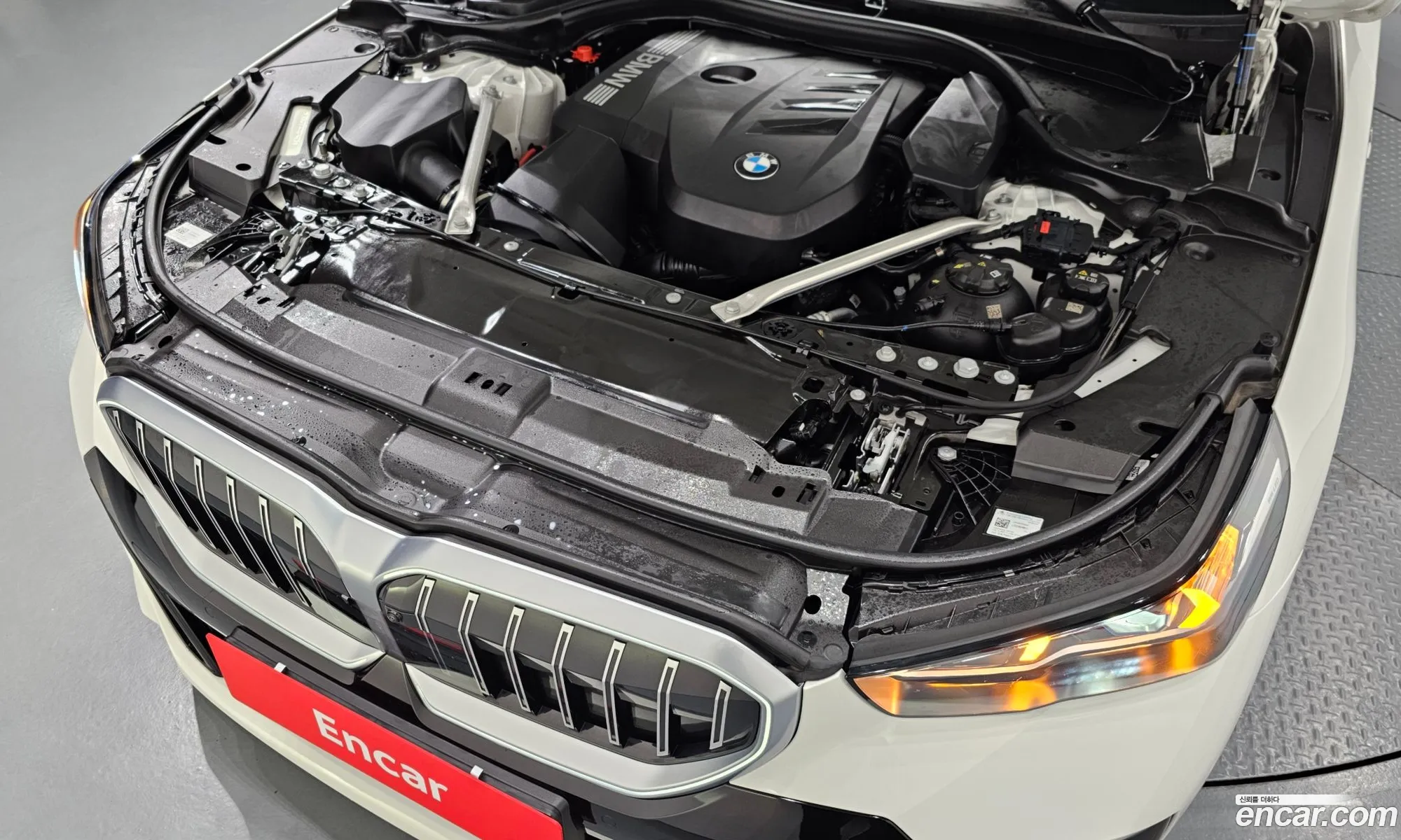 BMW 5 Series 2023 — 11