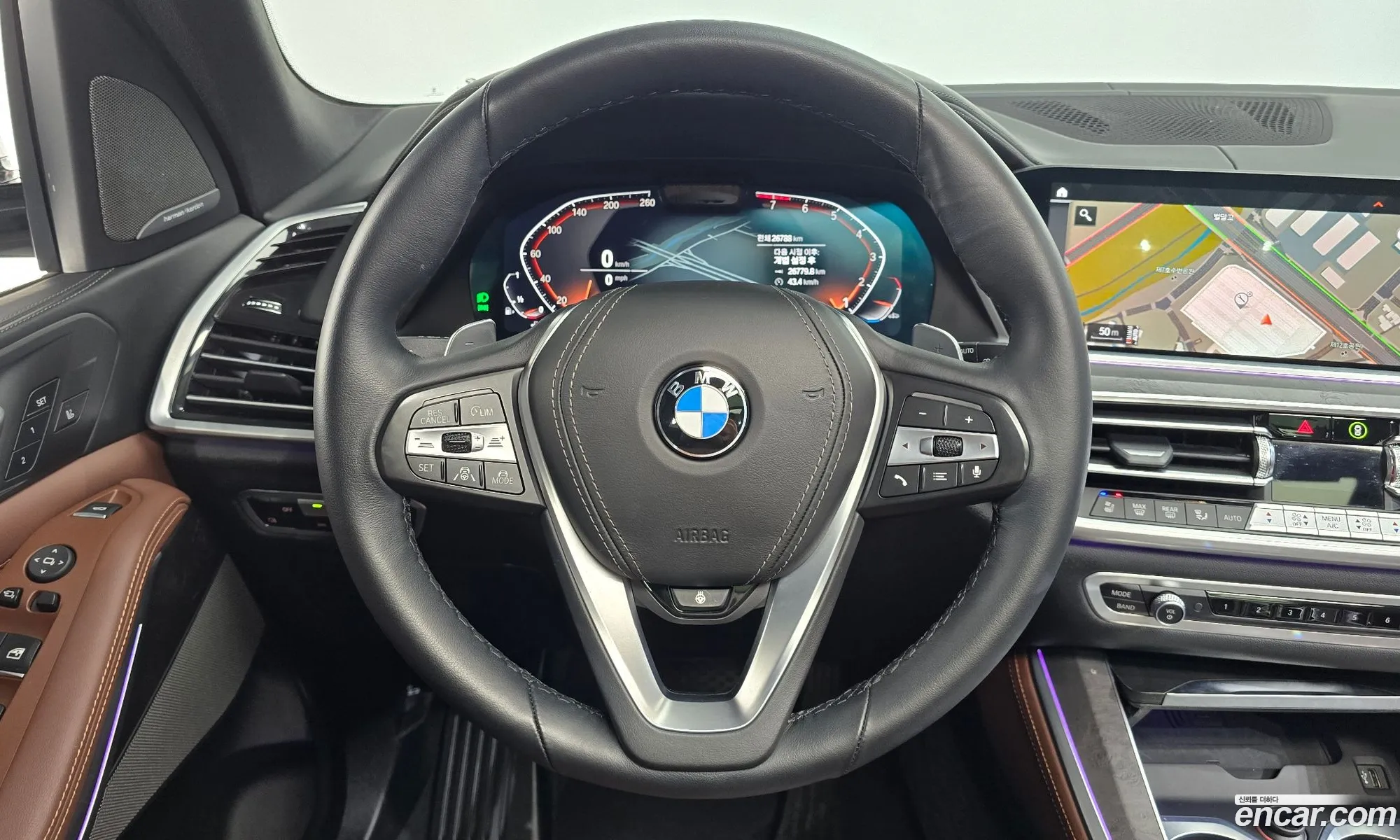 BMW X5 2023 WBACR610XP9R54584 — 19