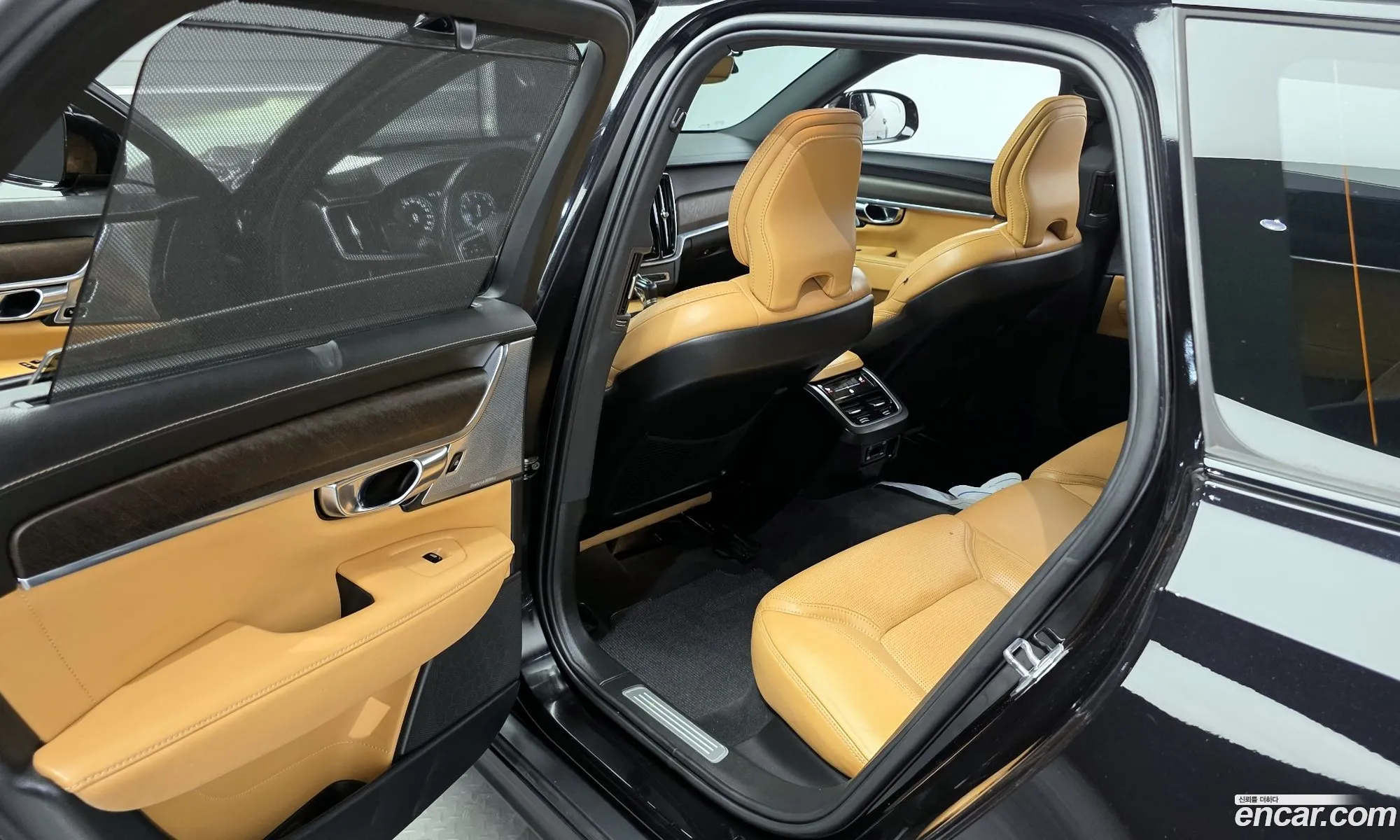 Volvo V90 Cross Country 2020 — 7
