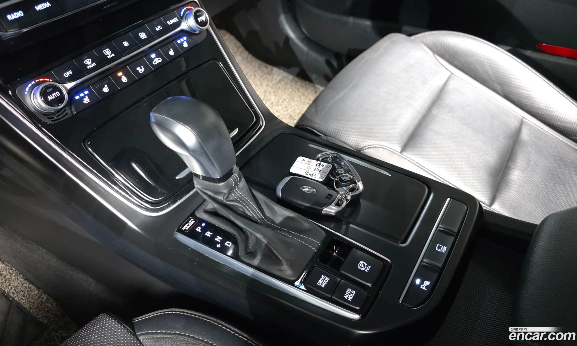 Hyundai Grandeur IG 2019 — 13