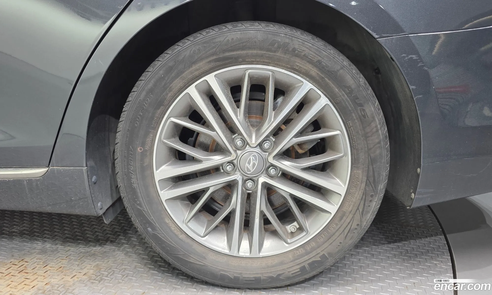Hyundai Grandeur IG 2019 — 17