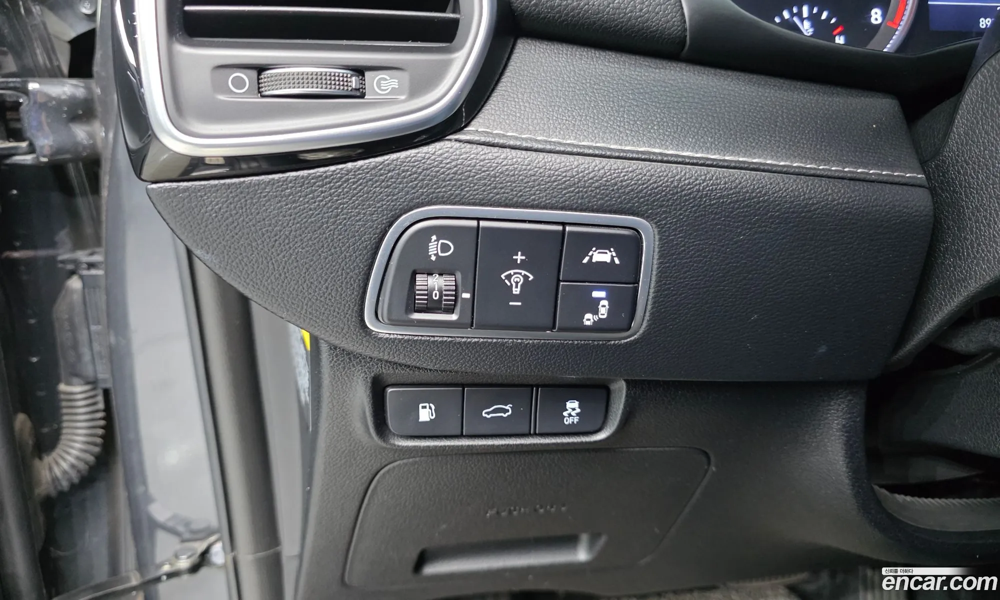 Hyundai Grandeur IG 2019 — 19