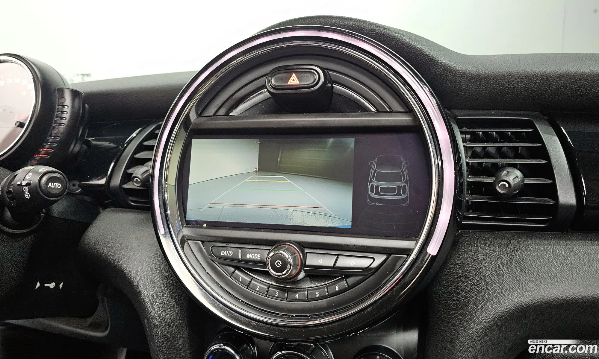 Mini Cooper D 2015 — 17