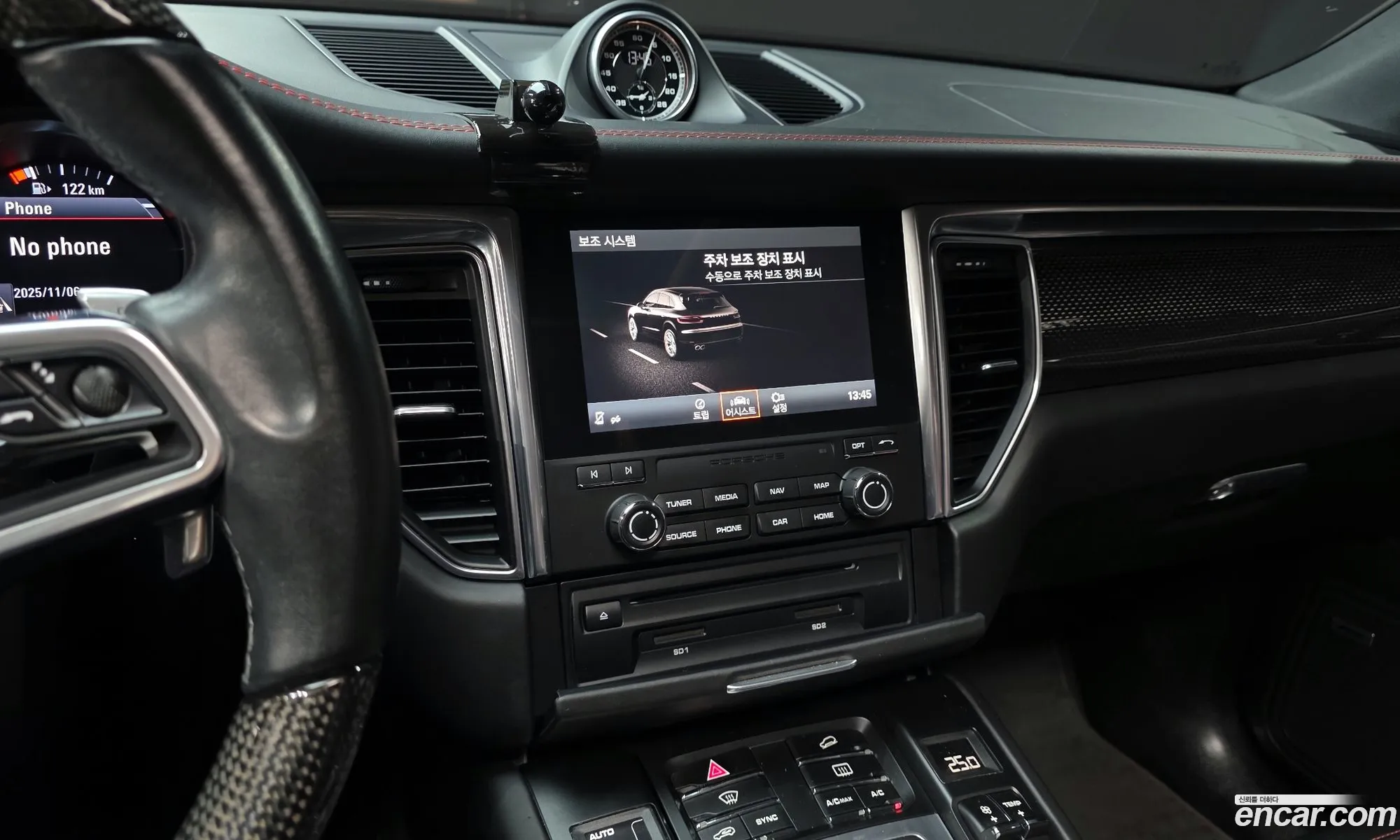 Porsche Macan 2017 WP1AG2950JLB63336 — 2