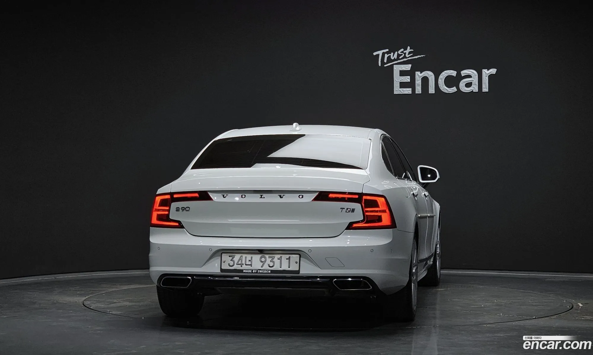 Volvo S90 2019 — 3
