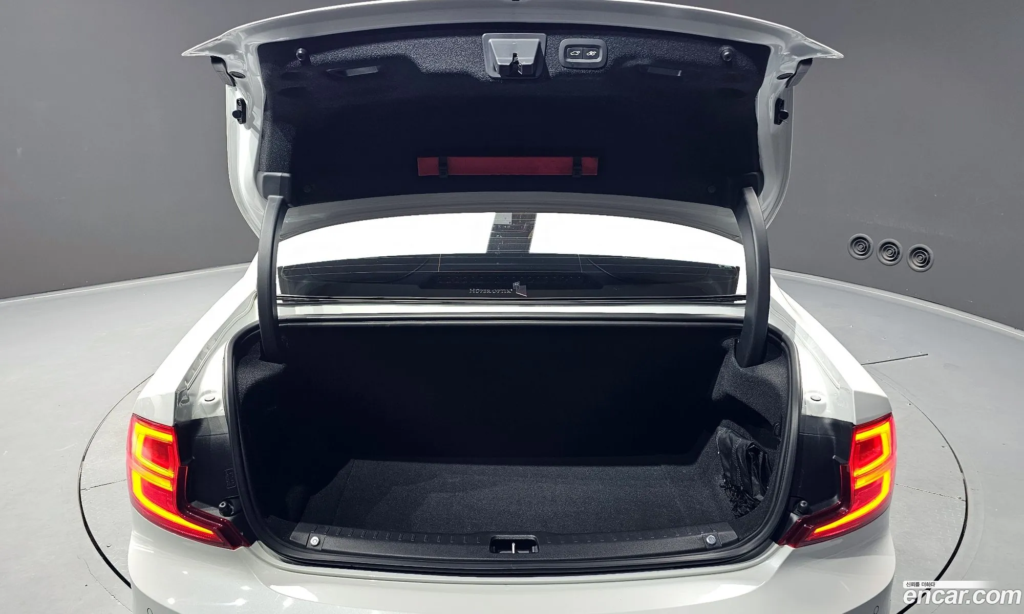 Volvo S90 2019 — 9