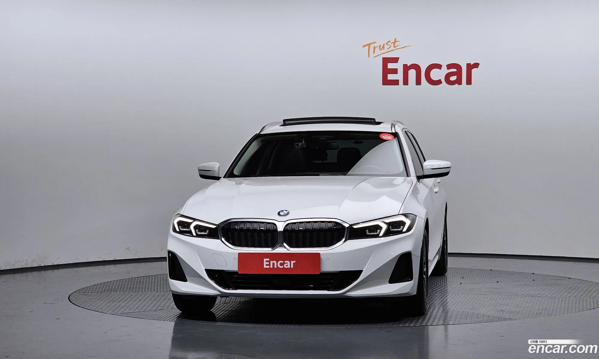 BMW 3 Series 2023 — 10