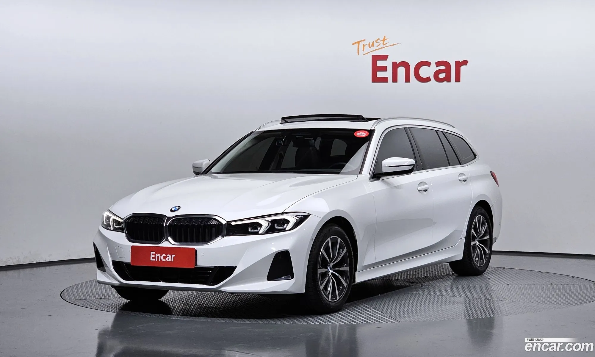BMW 3 Series 2023 — 18