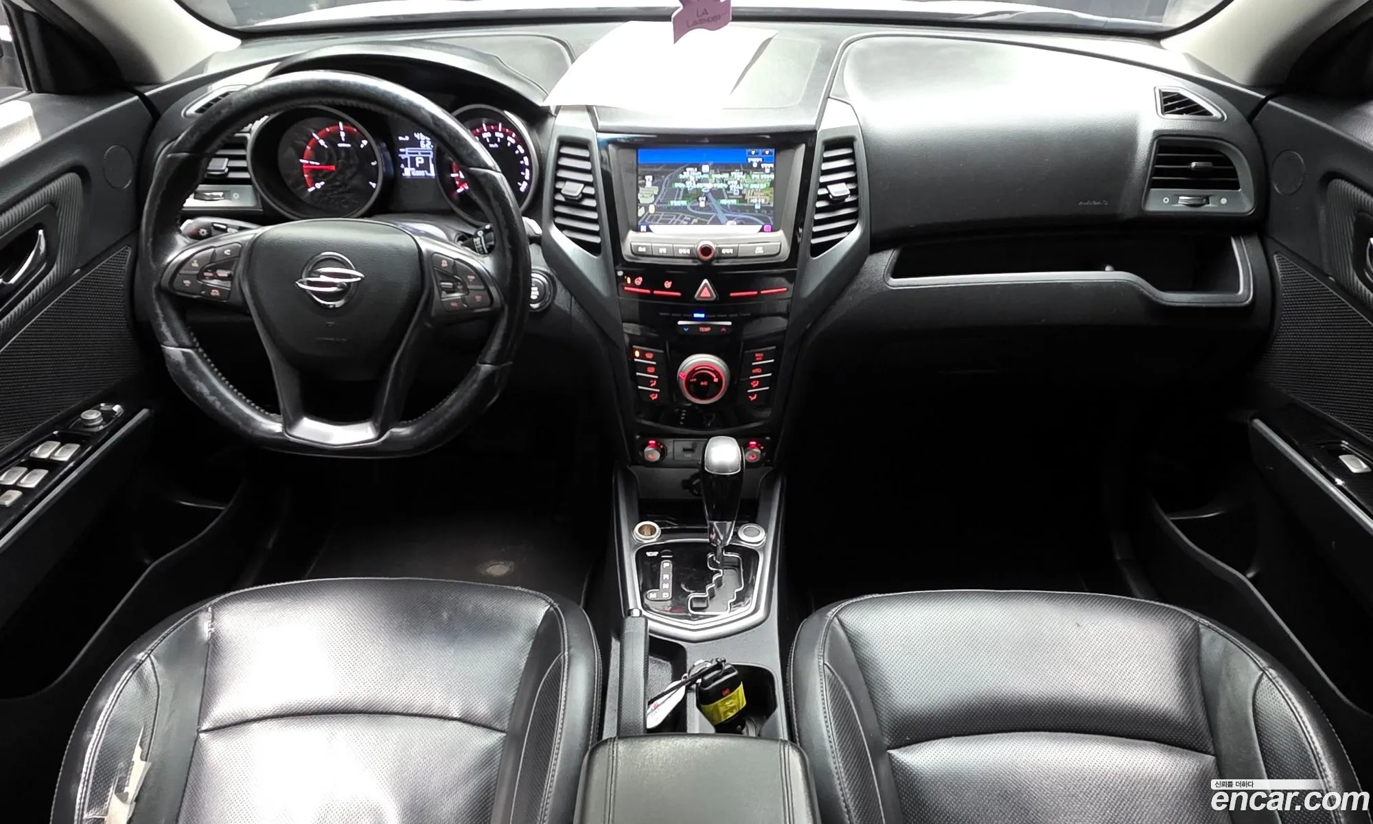 KG Mobility (SsangYong) Tivoli Armour 2018 — 3