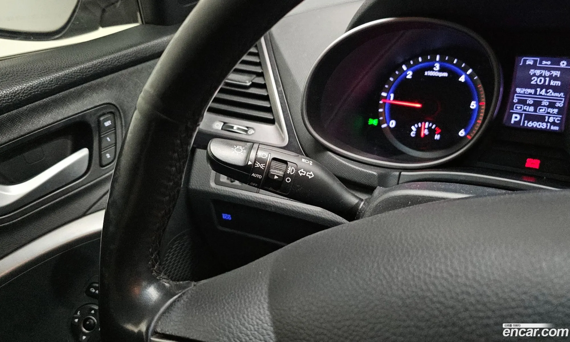 Hyundai Santa Fe DM 2014 — 2