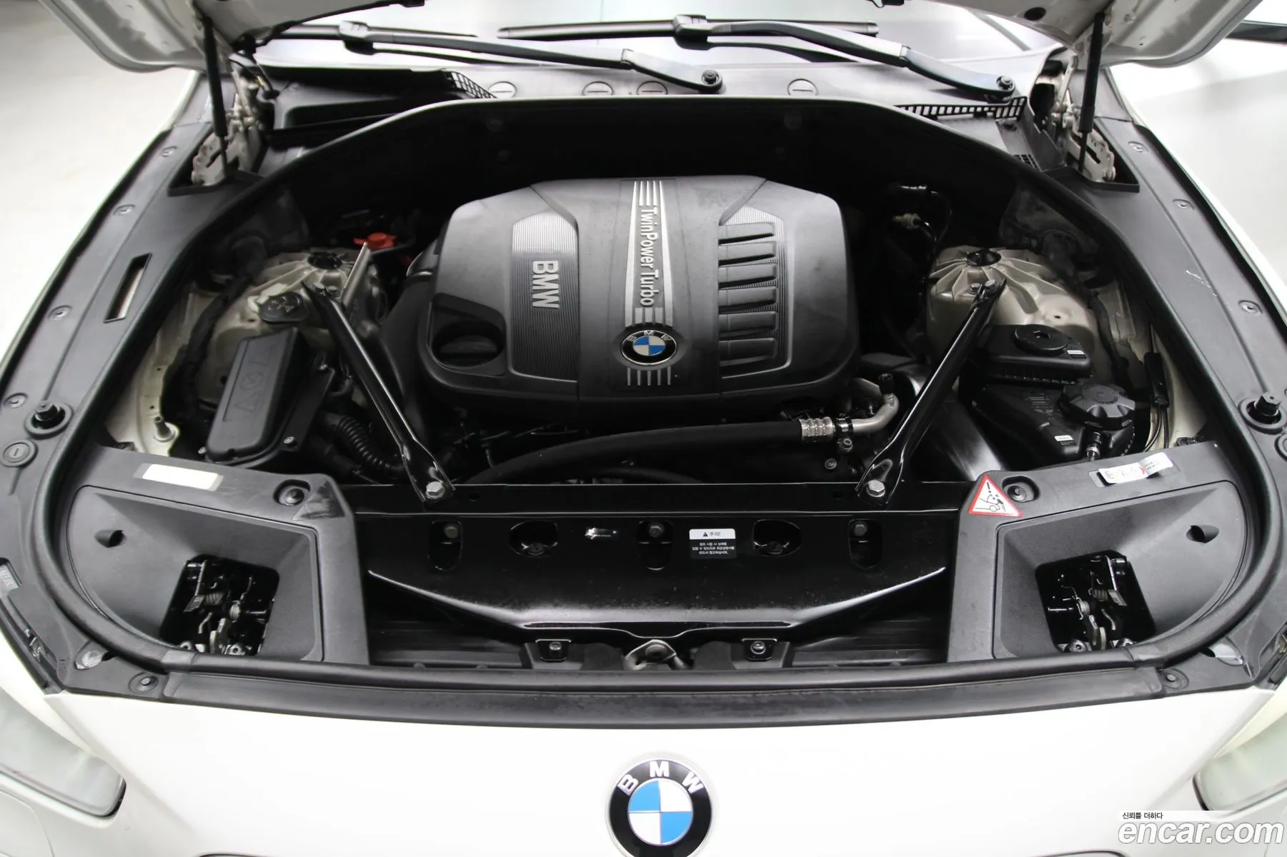 BMW 5 Series GT 2013 — 9