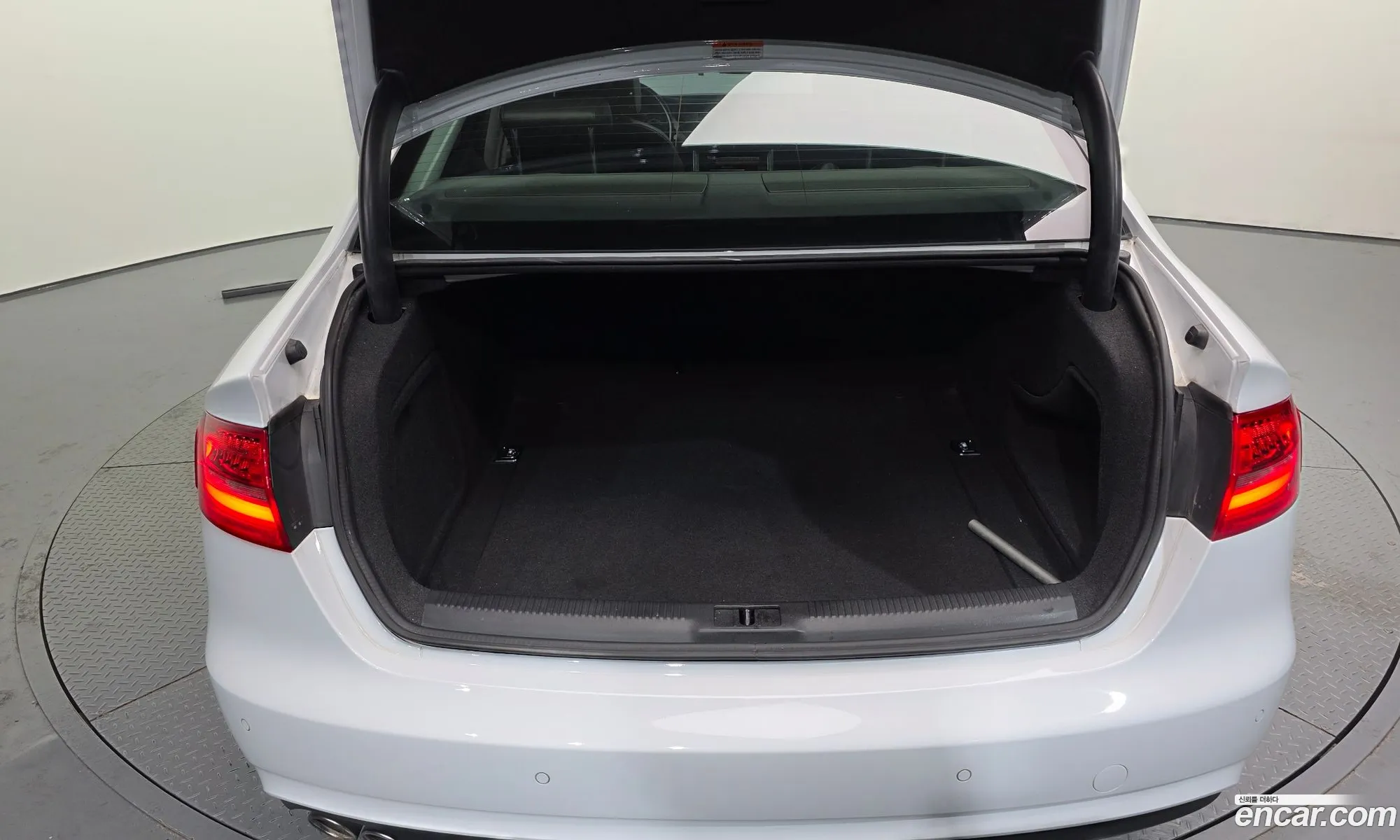 Audi A4 2015 WAUZZZ8KXGA007336 — 11