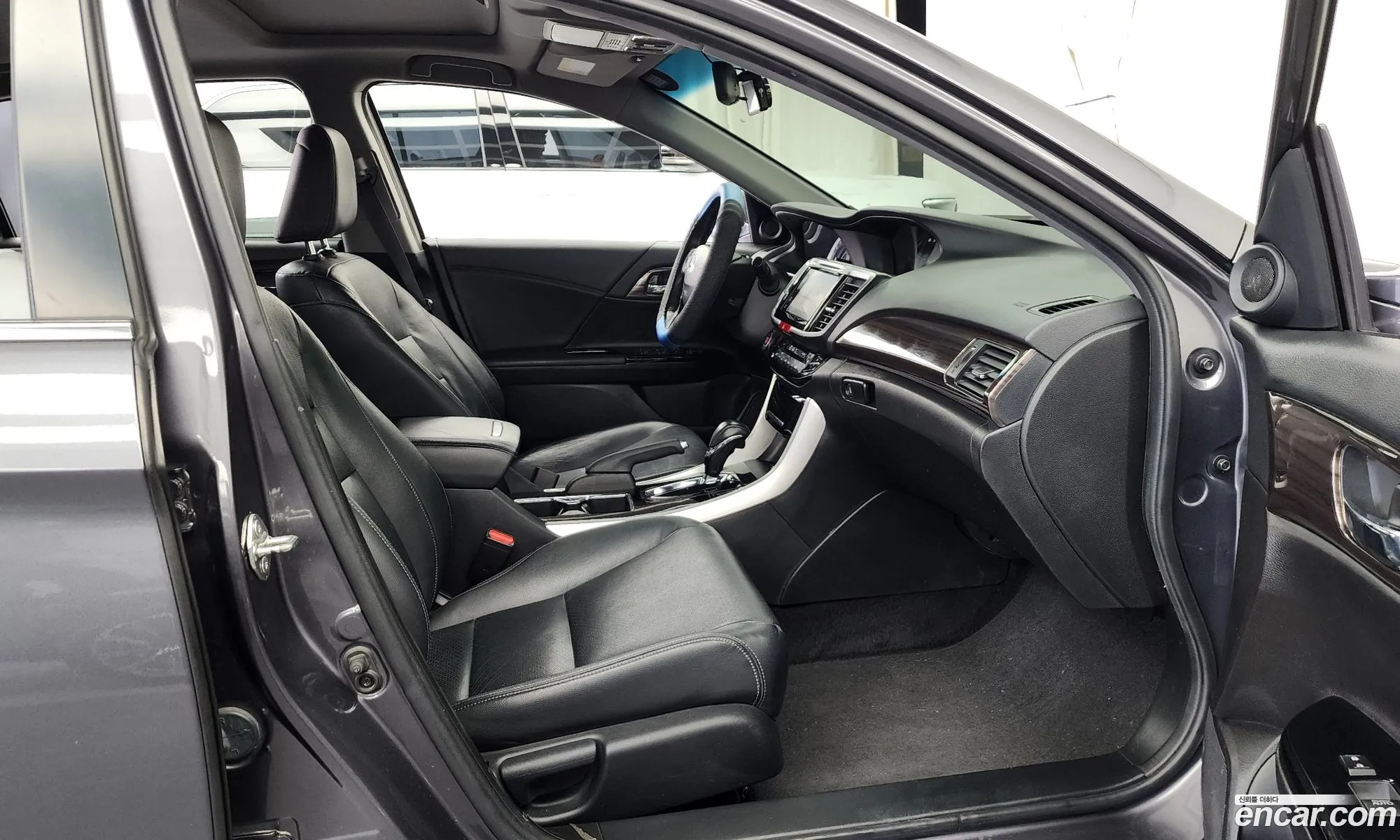 Honda All New Accord 2017 — 3