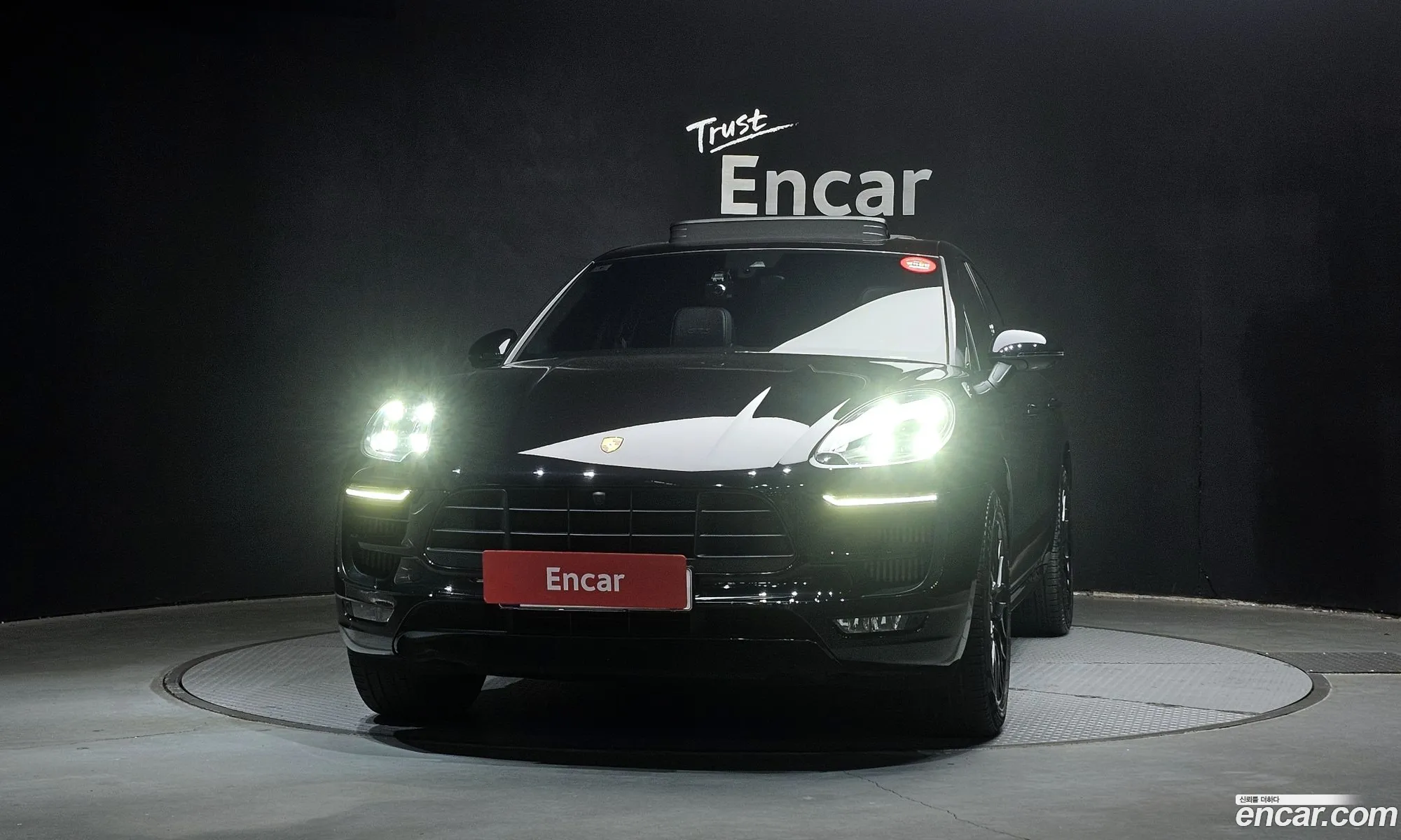 Porsche Macan 2018 WP1AG2951JLB63376 — 5