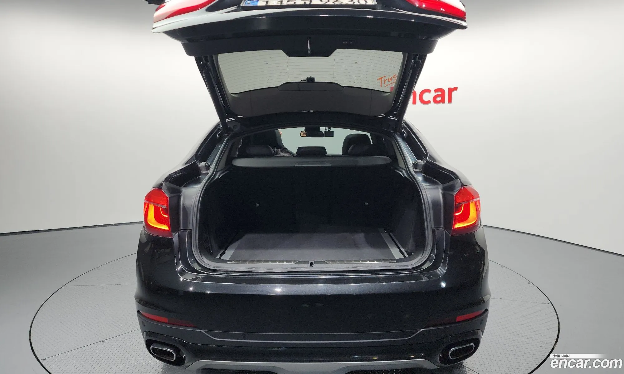 BMW X6 2018 WBAKV2108J0Y40174 — 2