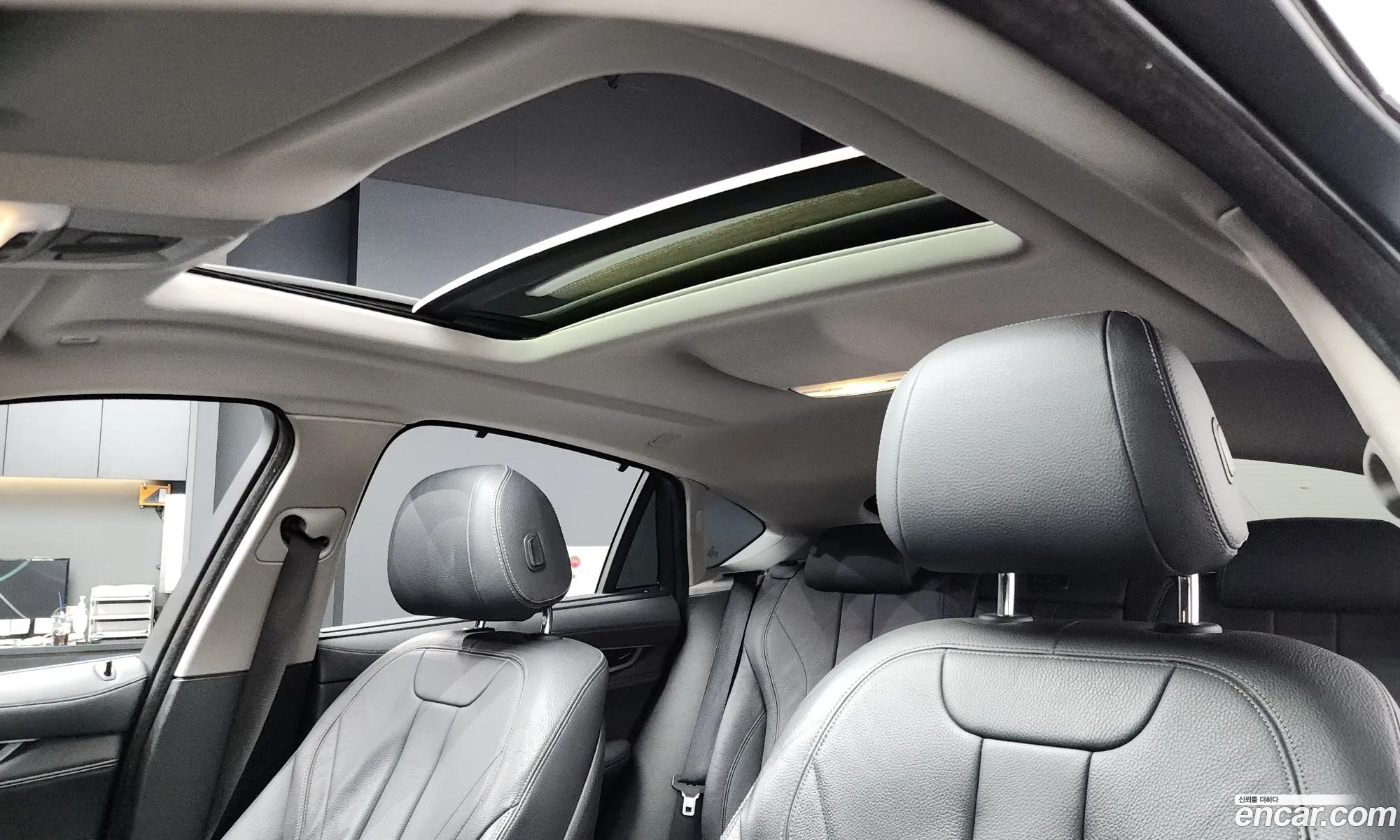 BMW X6 2018 WBAKV2108J0Y40174 — 14