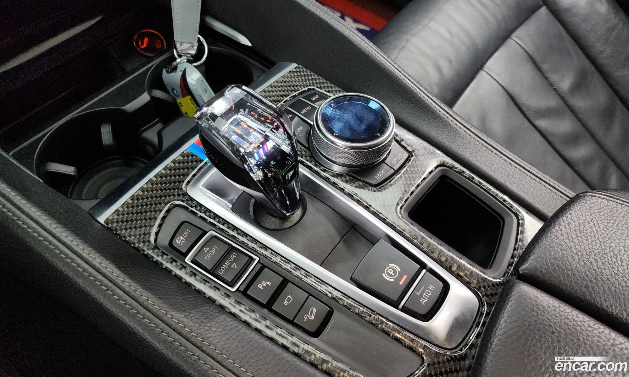 BMW X6 2018 WBAKV2108J0Y40174 — 12