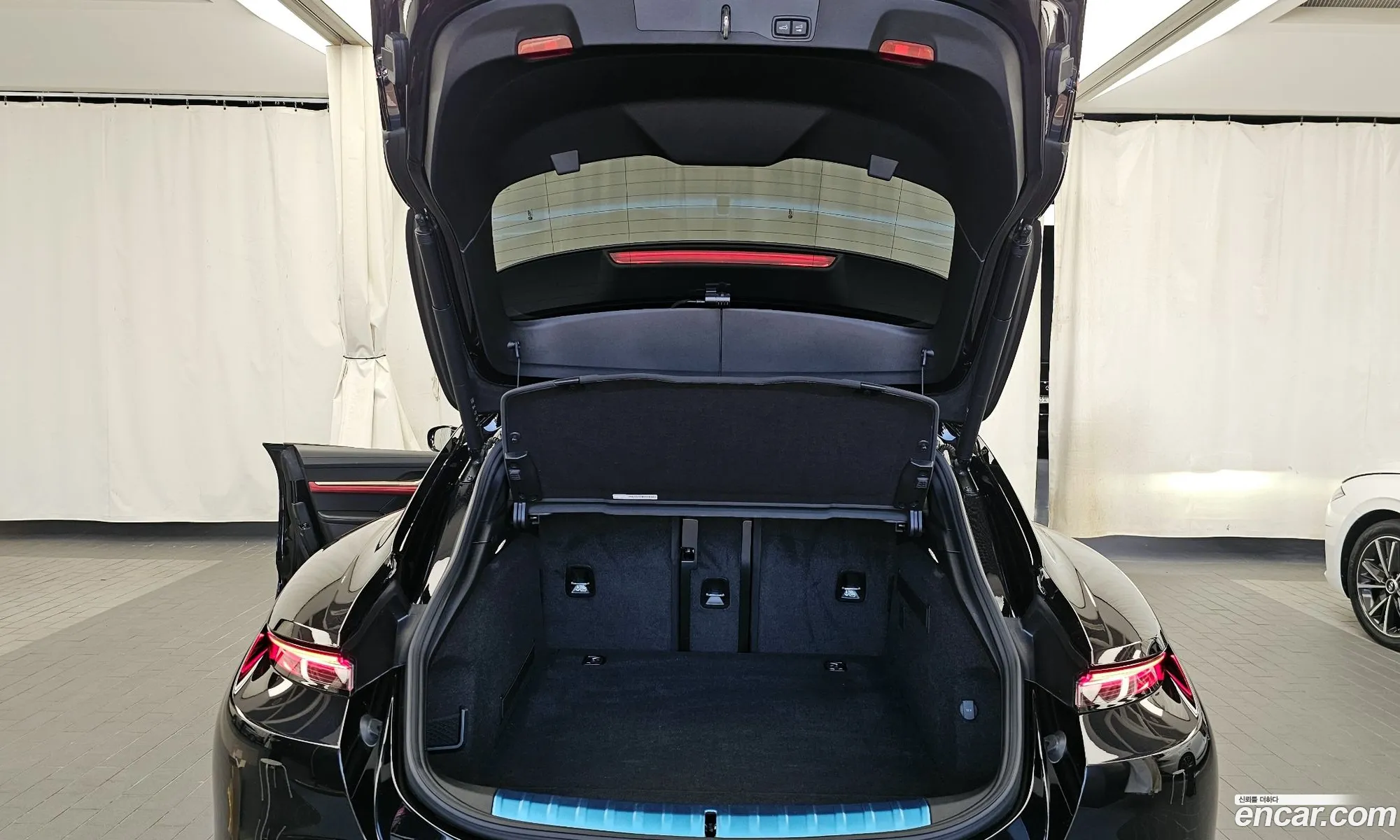 Porsche Taycan 2024 — 20