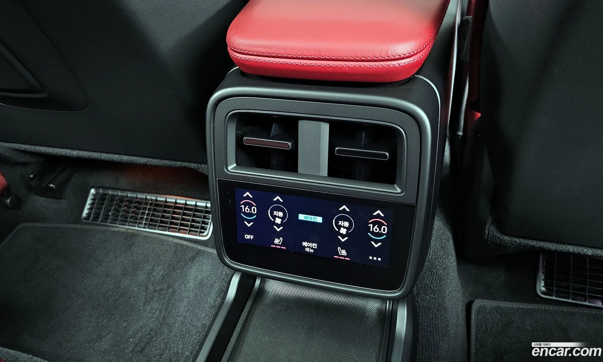 Porsche Taycan 2024 — 15