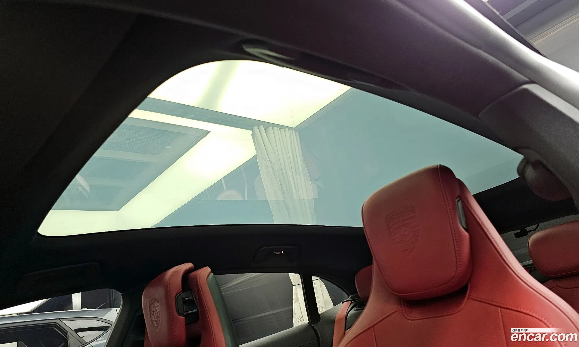 Porsche Taycan 2024 — 3