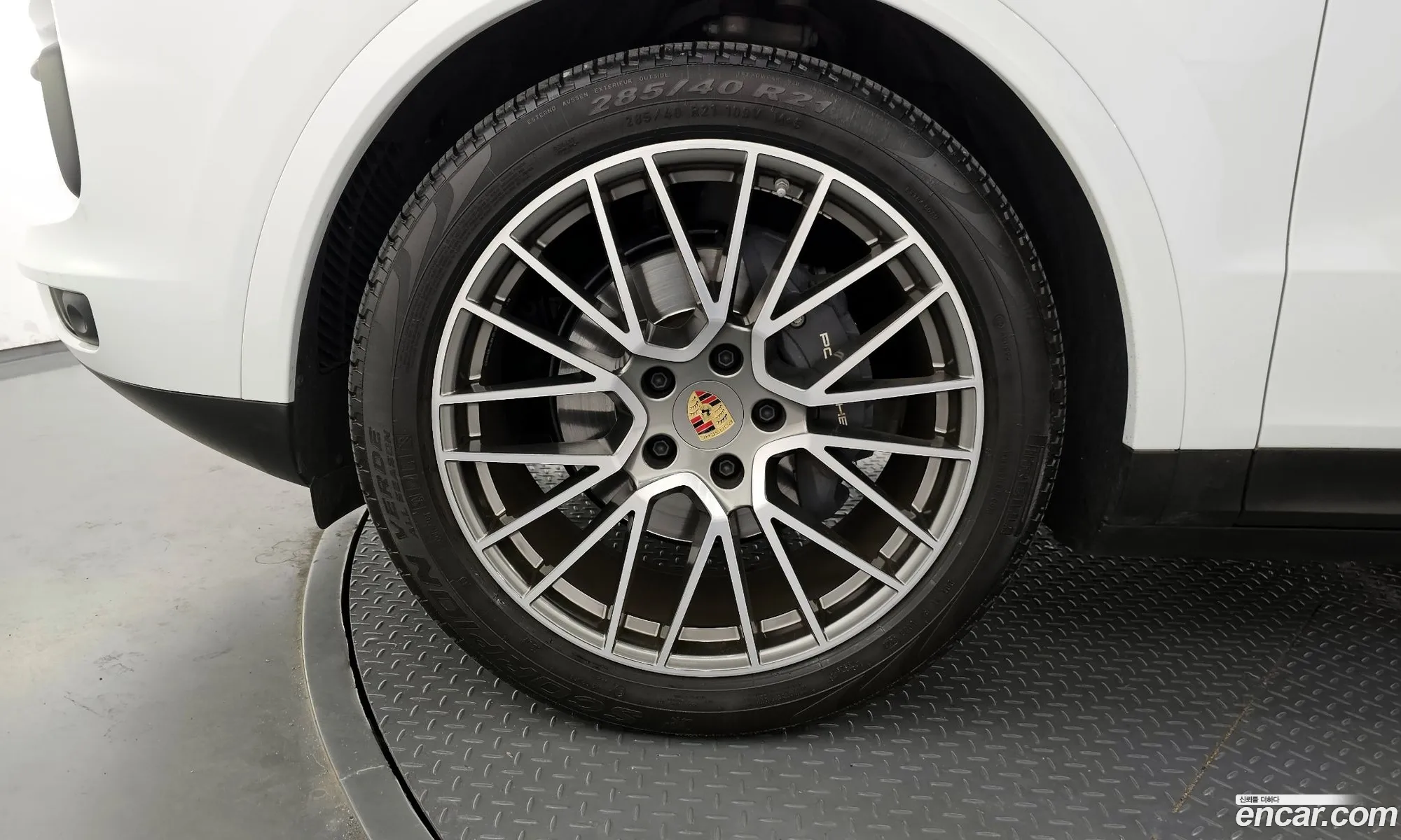 Porsche Cayenne 2023 WP1BA29Y0PDA37352 — 13