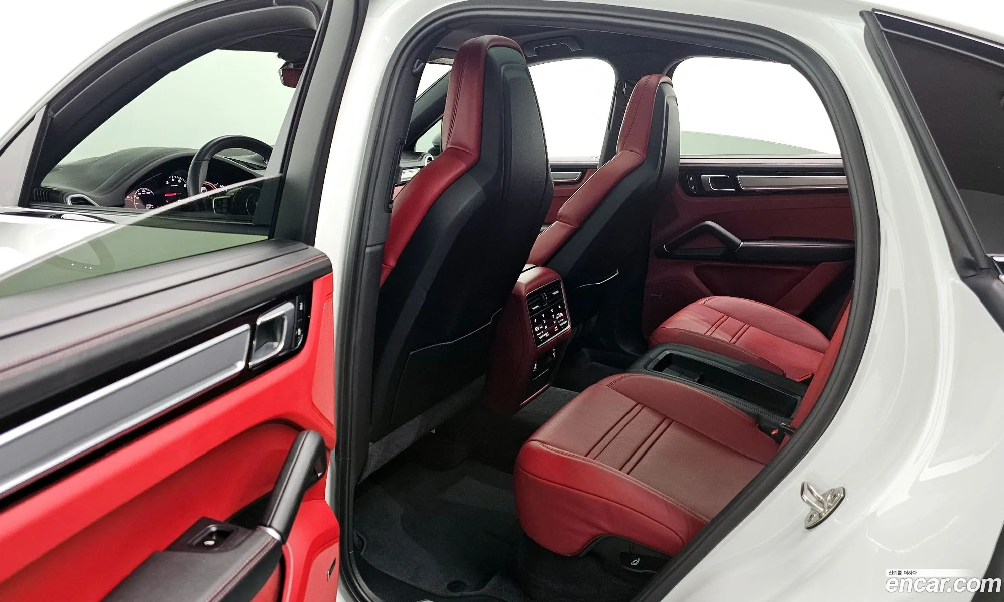 Porsche Cayenne 2023 WP1BA29Y0PDA37352 — 10