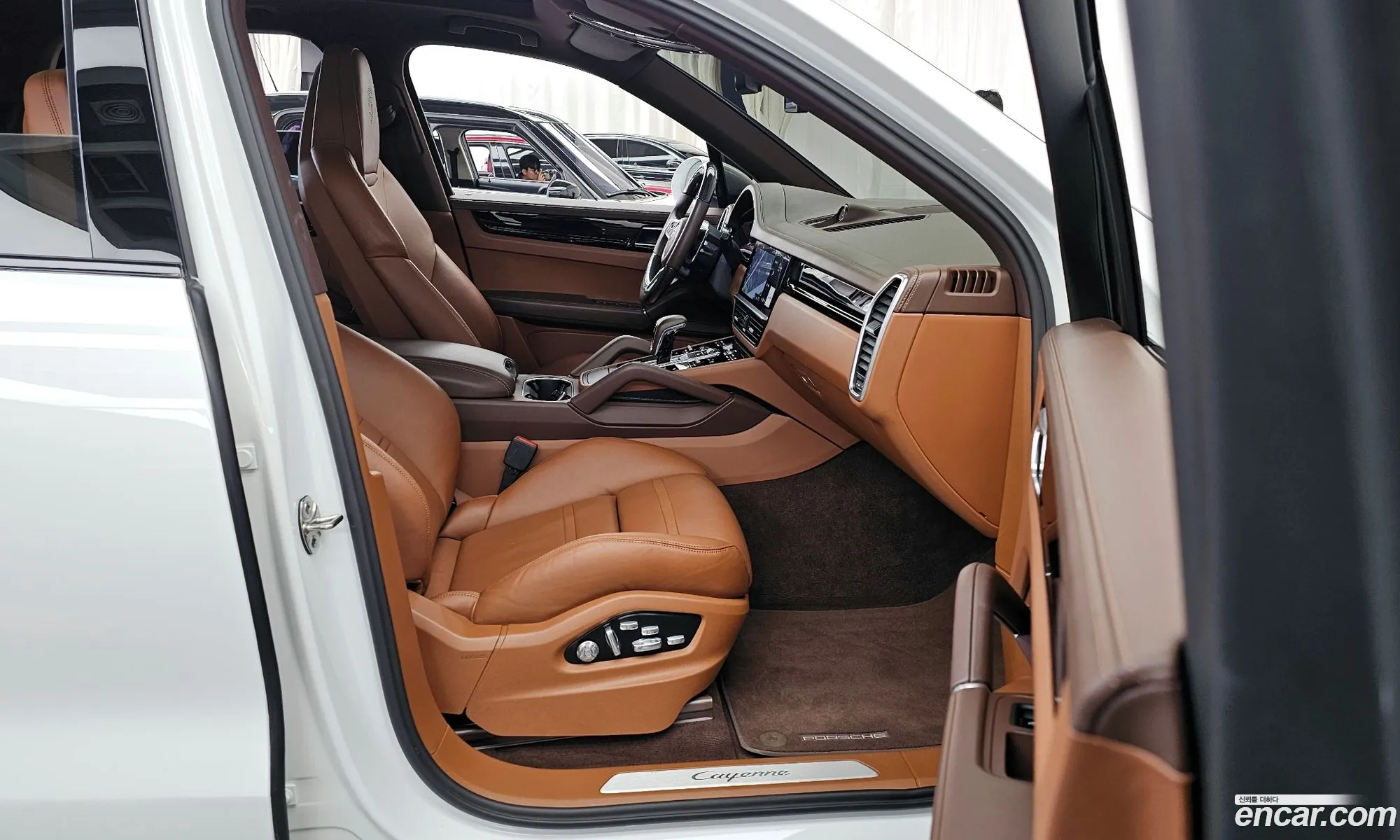 Porsche Cayenne 2020 — 14